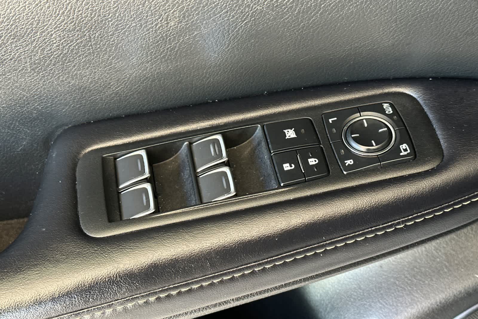 Thumbnail: 2020 Lexus RX - 13