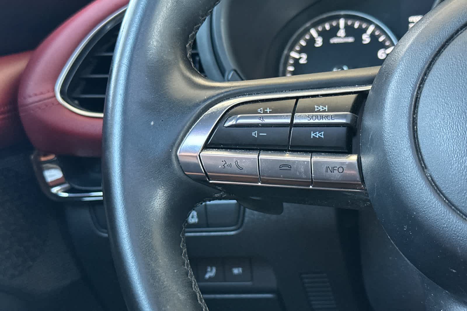 2020 Mazda Mazda3 Premium 25