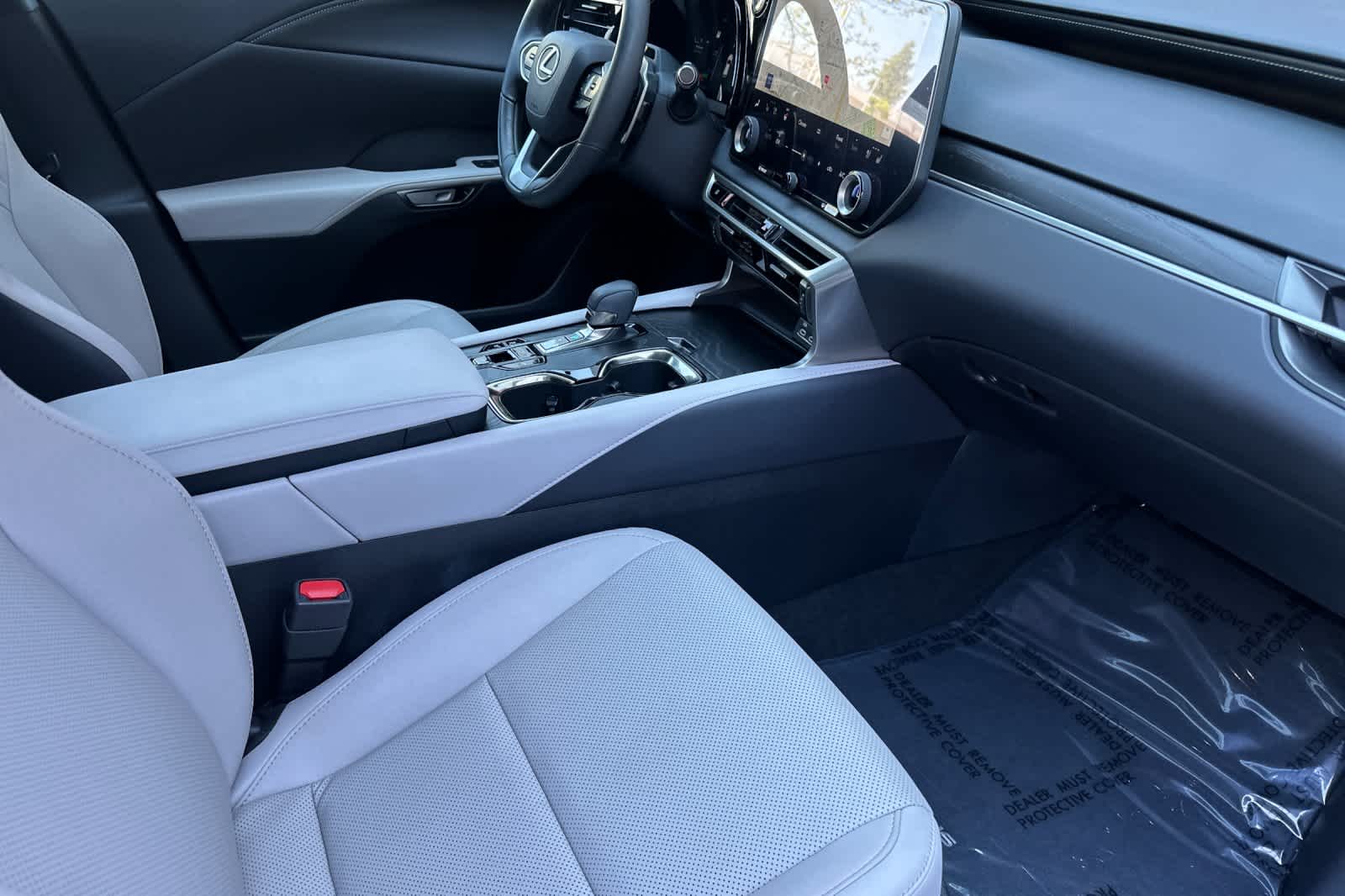 Thumbnail: 2025 Lexus RX - 17