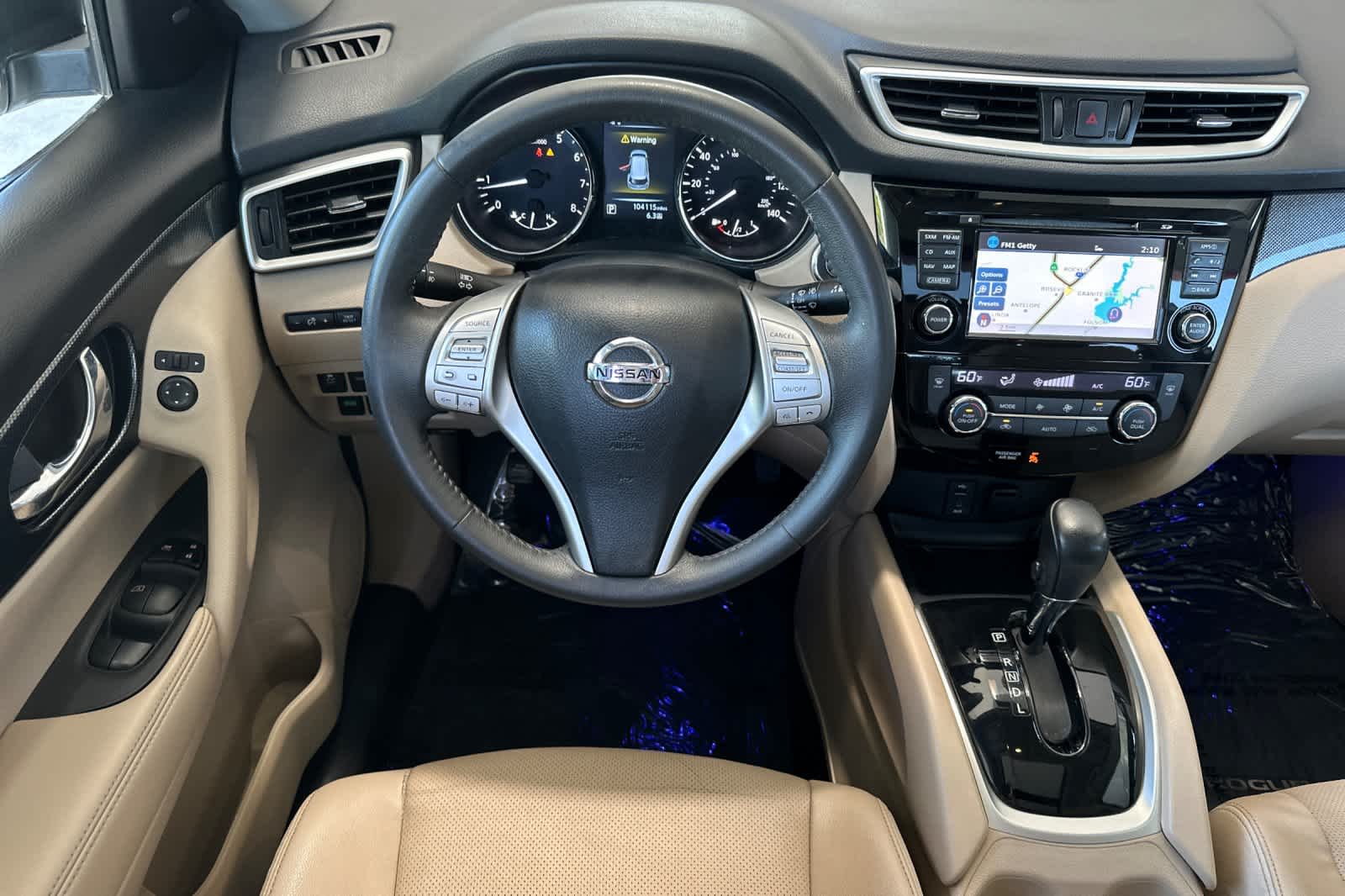 Thumbnail: 2016 Nissan Rogue - 15