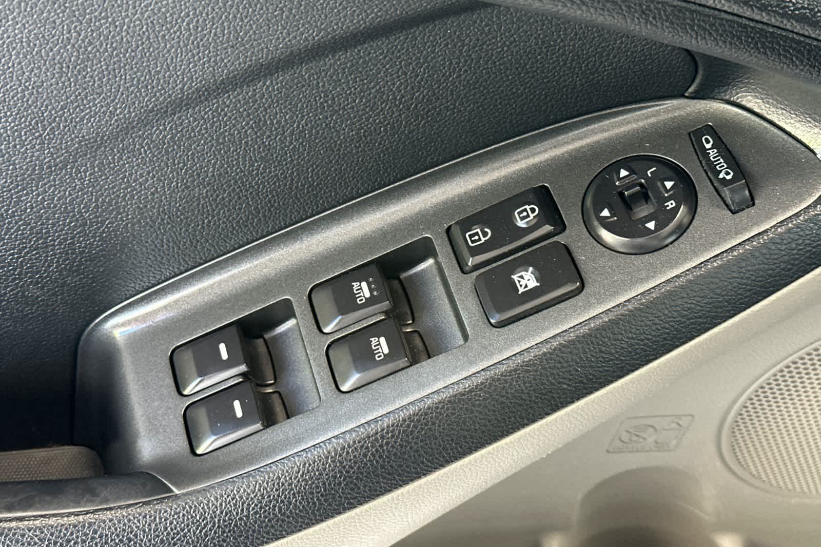 Thumbnail: 2014 Kia Forte - 13