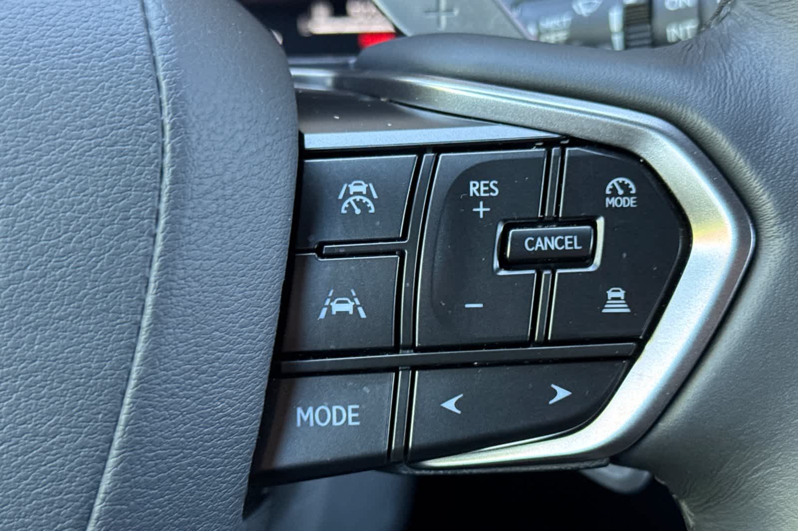 Thumbnail: 2025 Lexus RX - 28