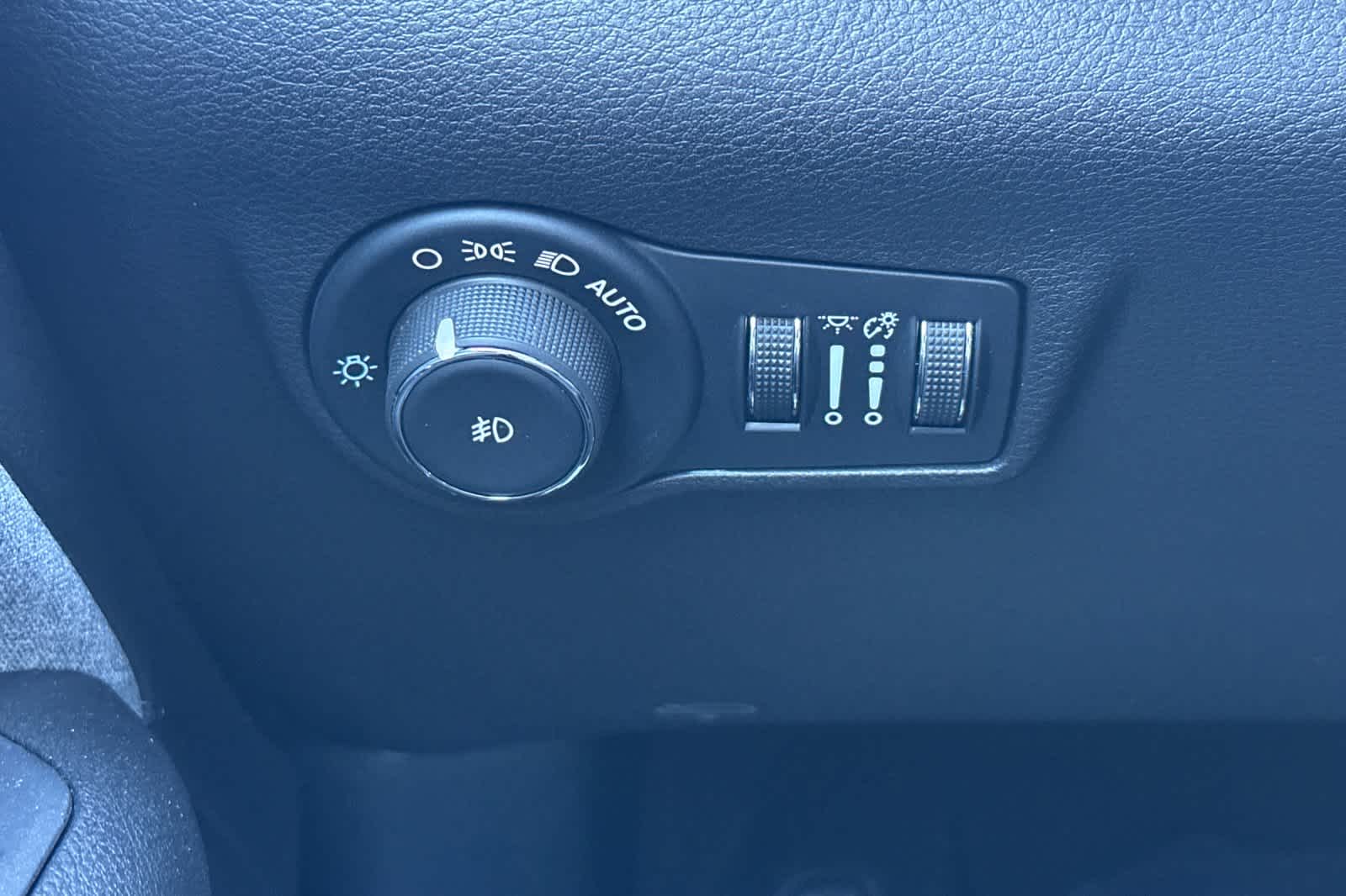 Thumbnail: 2025 Jeep Compass - 30