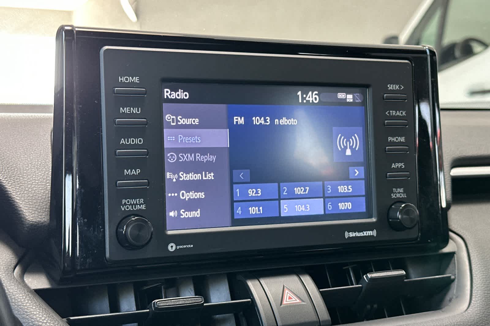 Thumbnail: 2020 Toyota RAV4 - 19