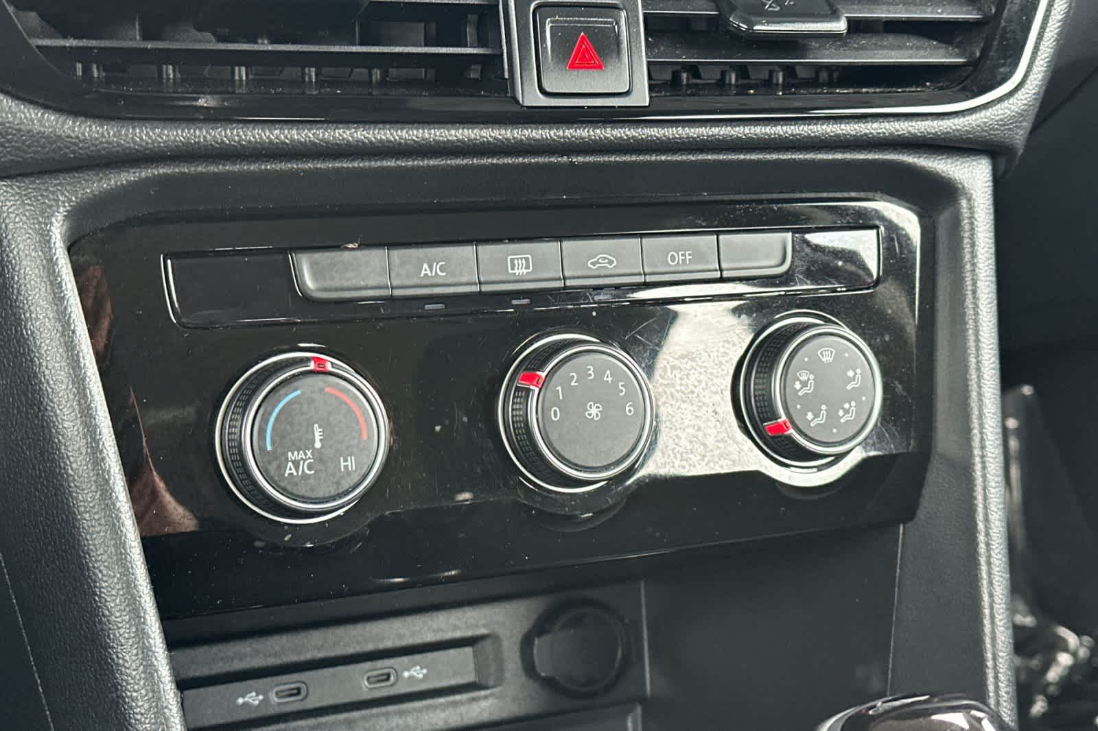 Thumbnail: 2024 Volkswagen Taos - 21