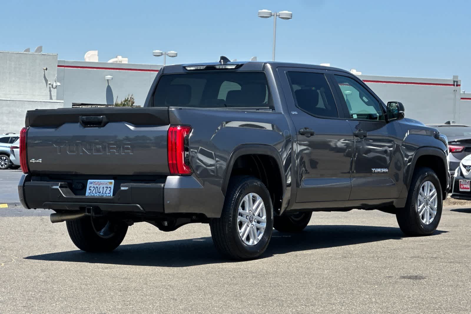 2024 Toyota Tundra SR5 2