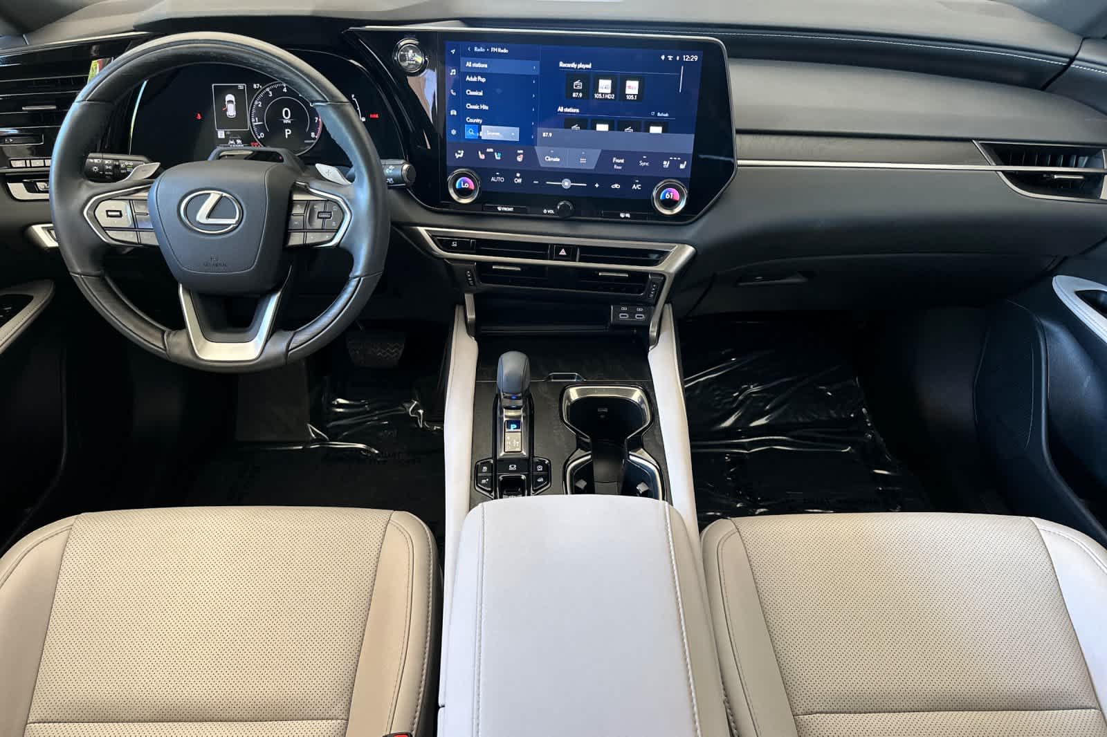 Thumbnail: 2024 Lexus RX - 3