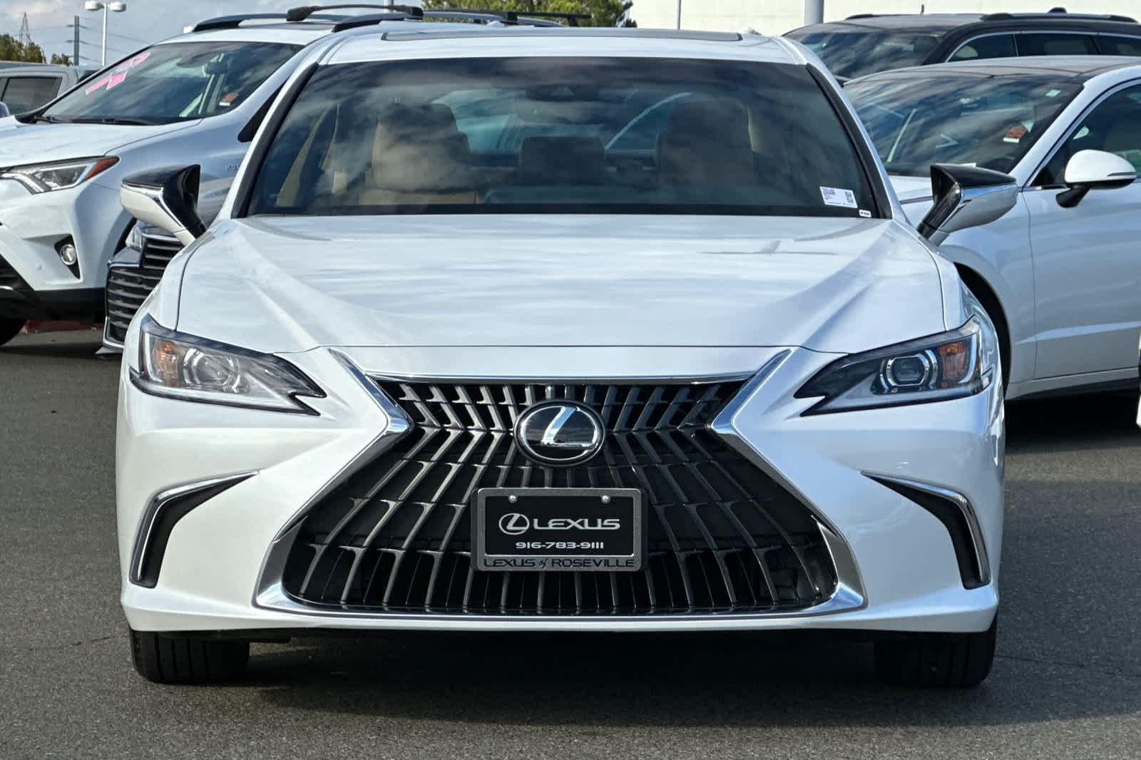 Thumbnail: 2025 Lexus ES - 10