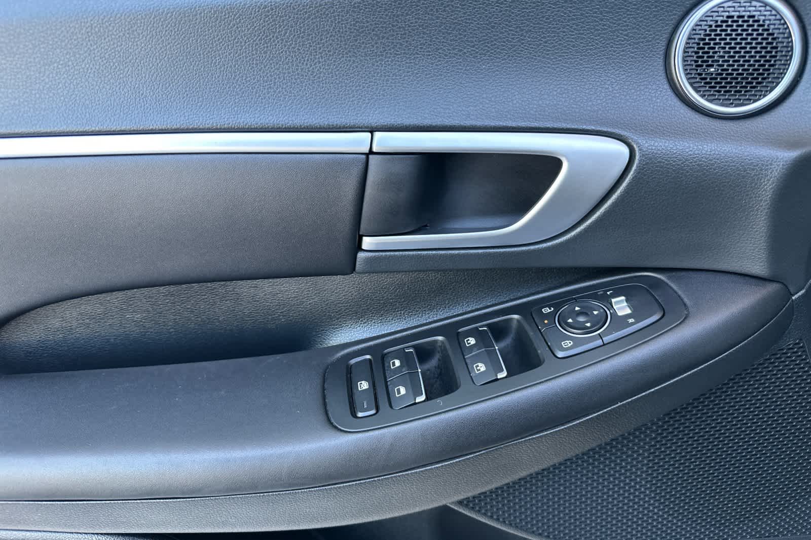 Thumbnail: 2024 Hyundai Sonata - 12