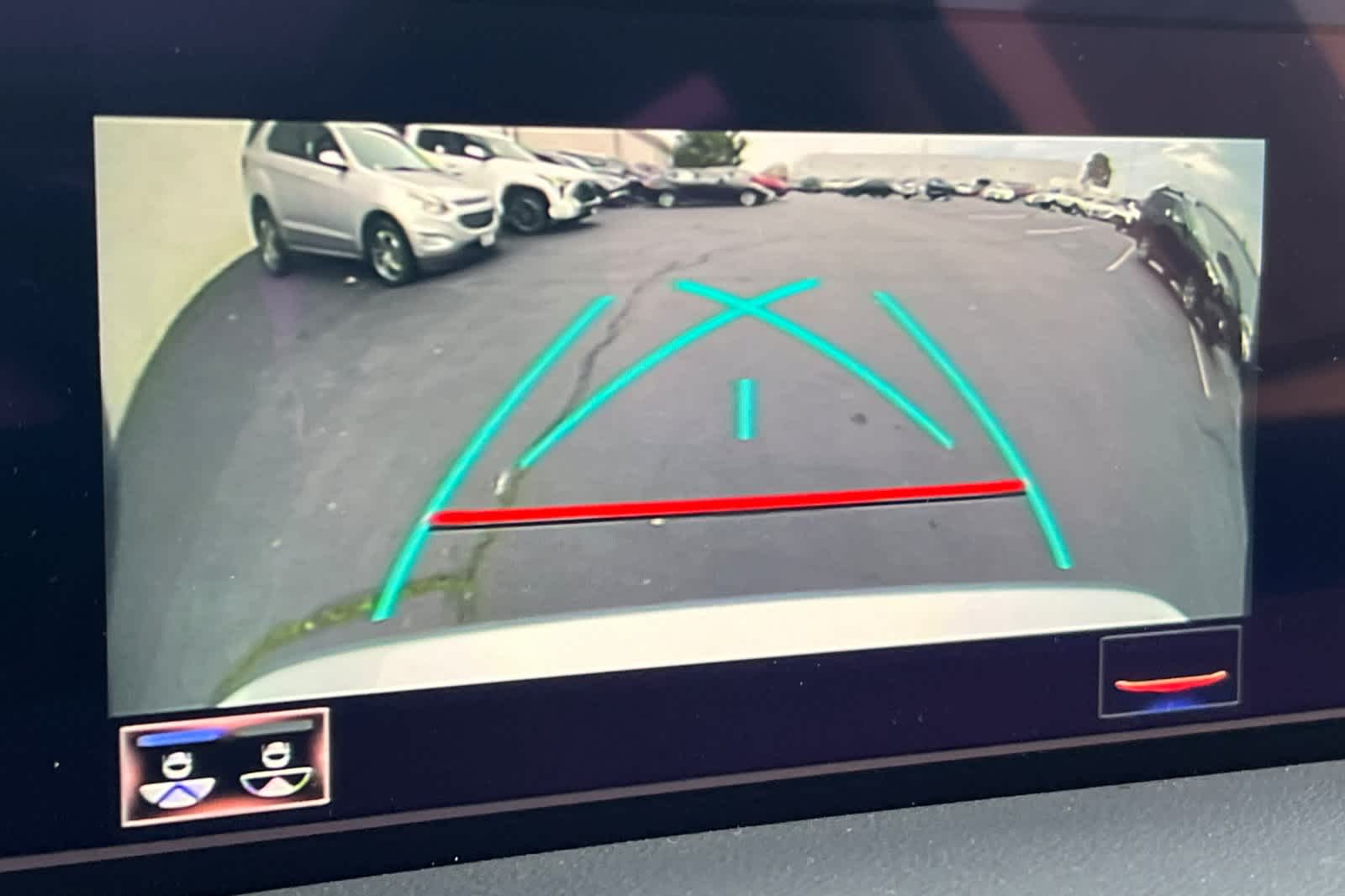 Thumbnail: 2019 Lexus ES - 21