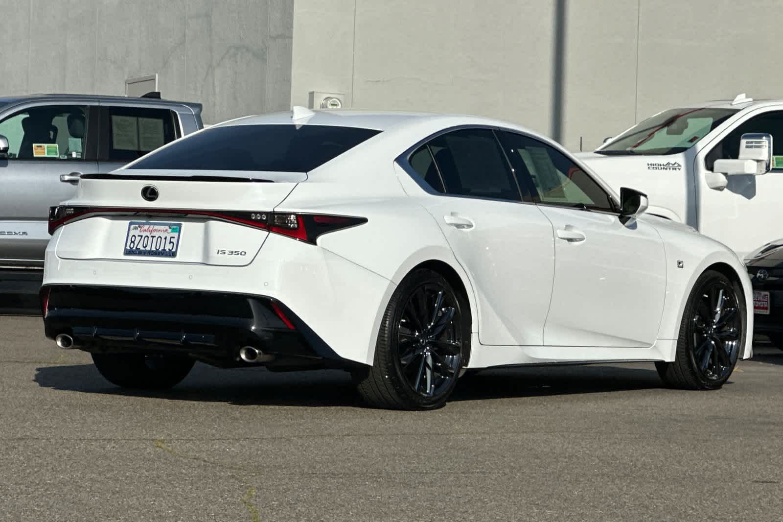 Thumbnail: 2022 Lexus IS - 2