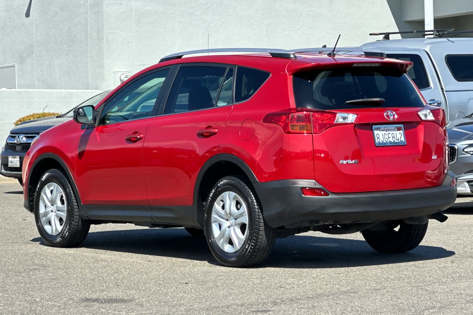 Thumbnail: 2015 Toyota RAV4 - 7