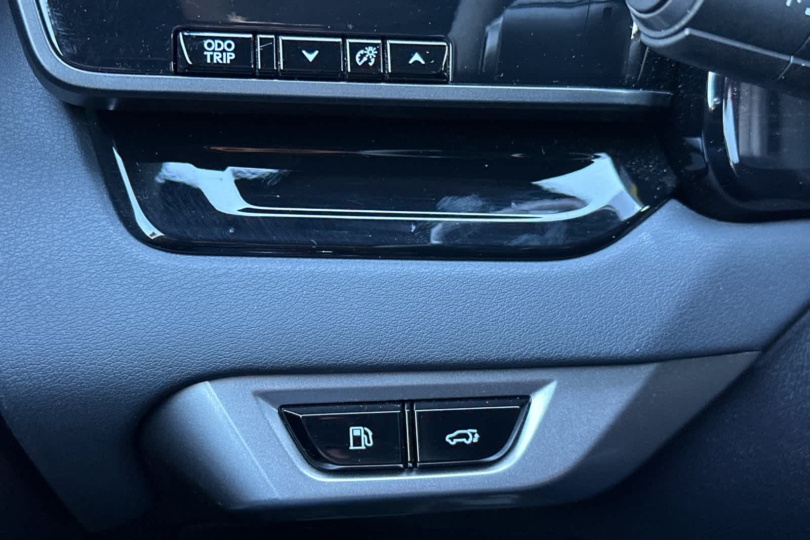 Thumbnail: 2025 Lexus RX - 30