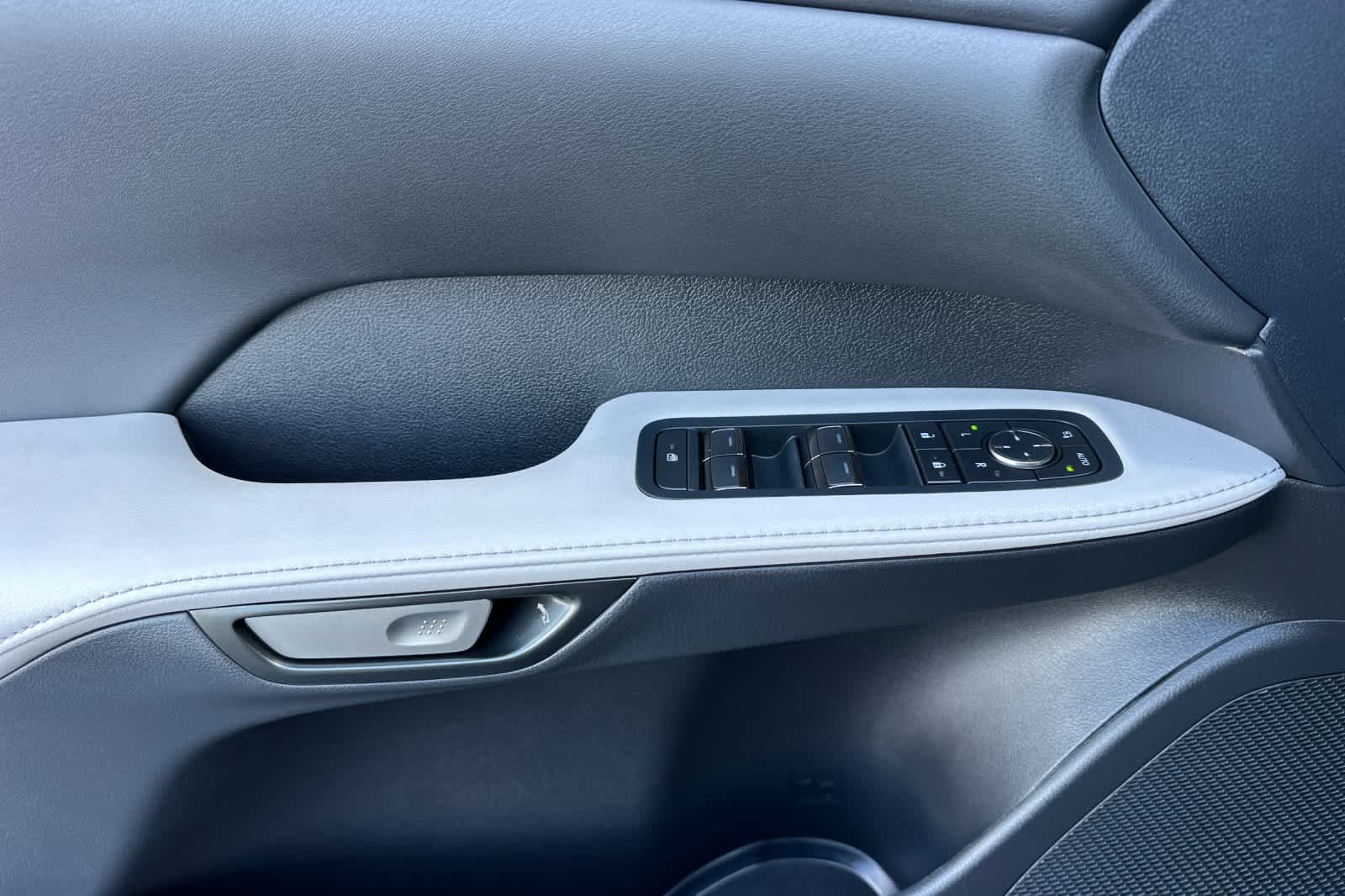 Thumbnail: 2026 Lexus RX - 12