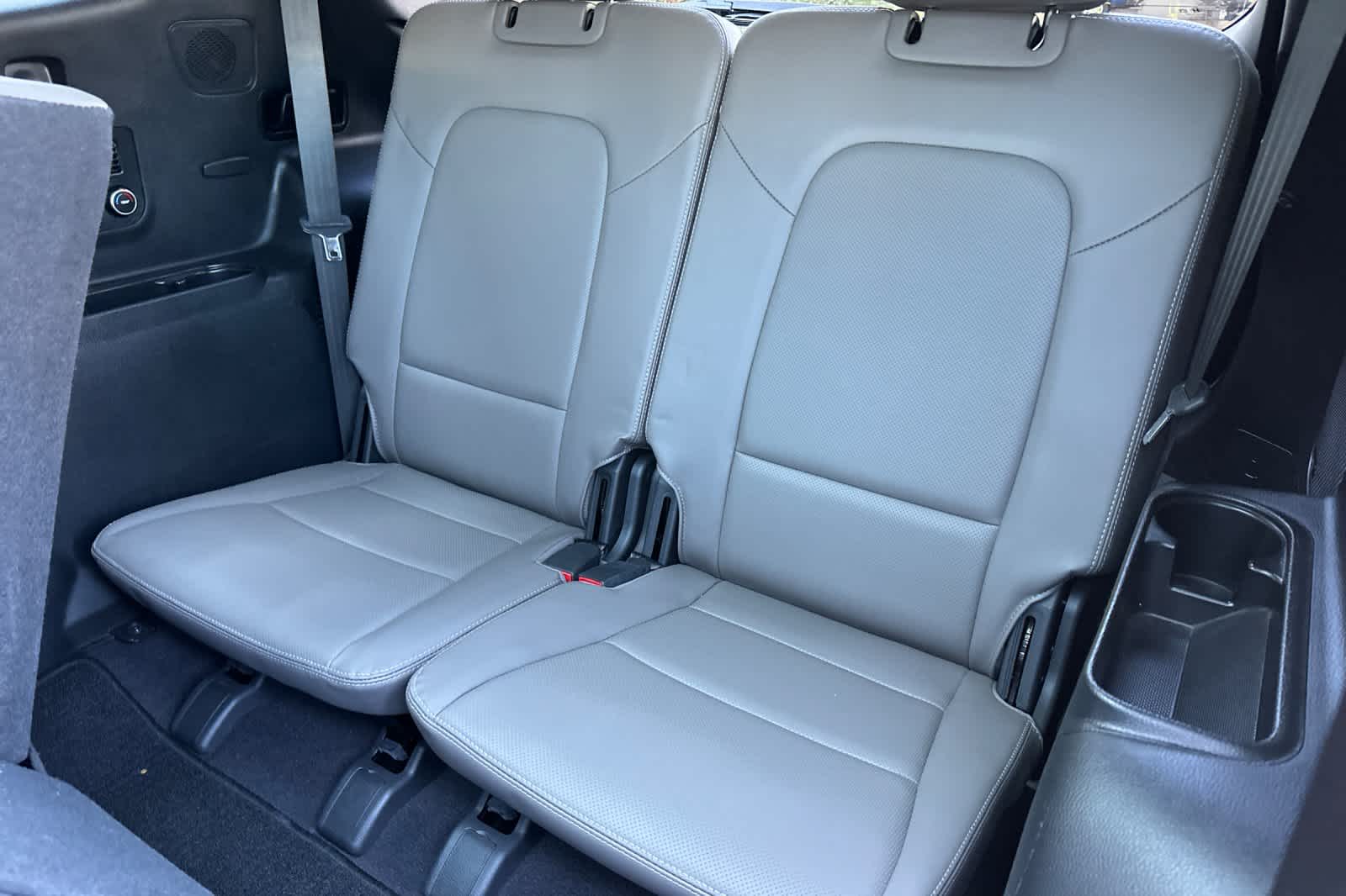 Thumbnail: 2017 Hyundai Santa Fe - 15