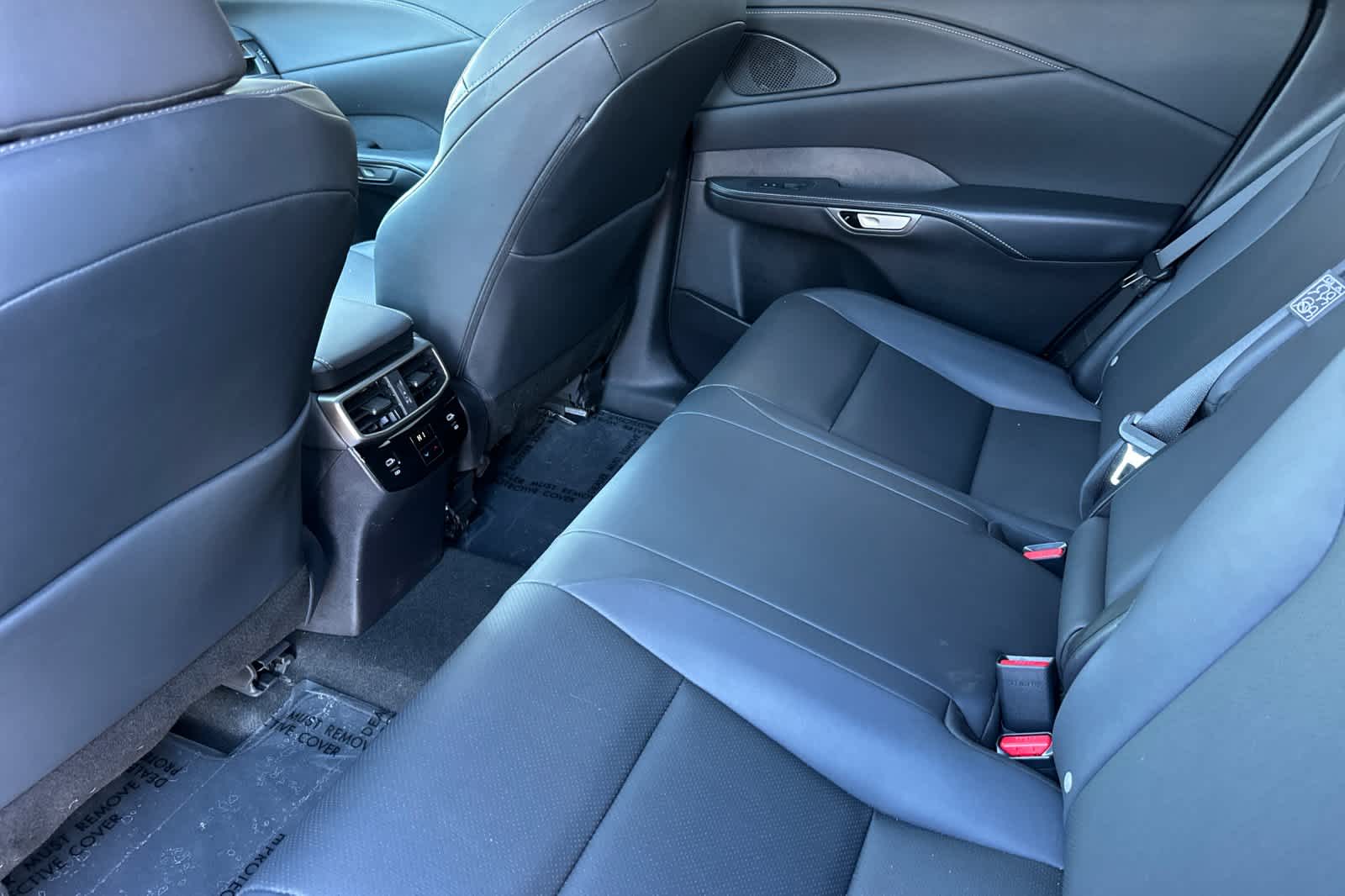 Thumbnail: 2025 Lexus RX - 4