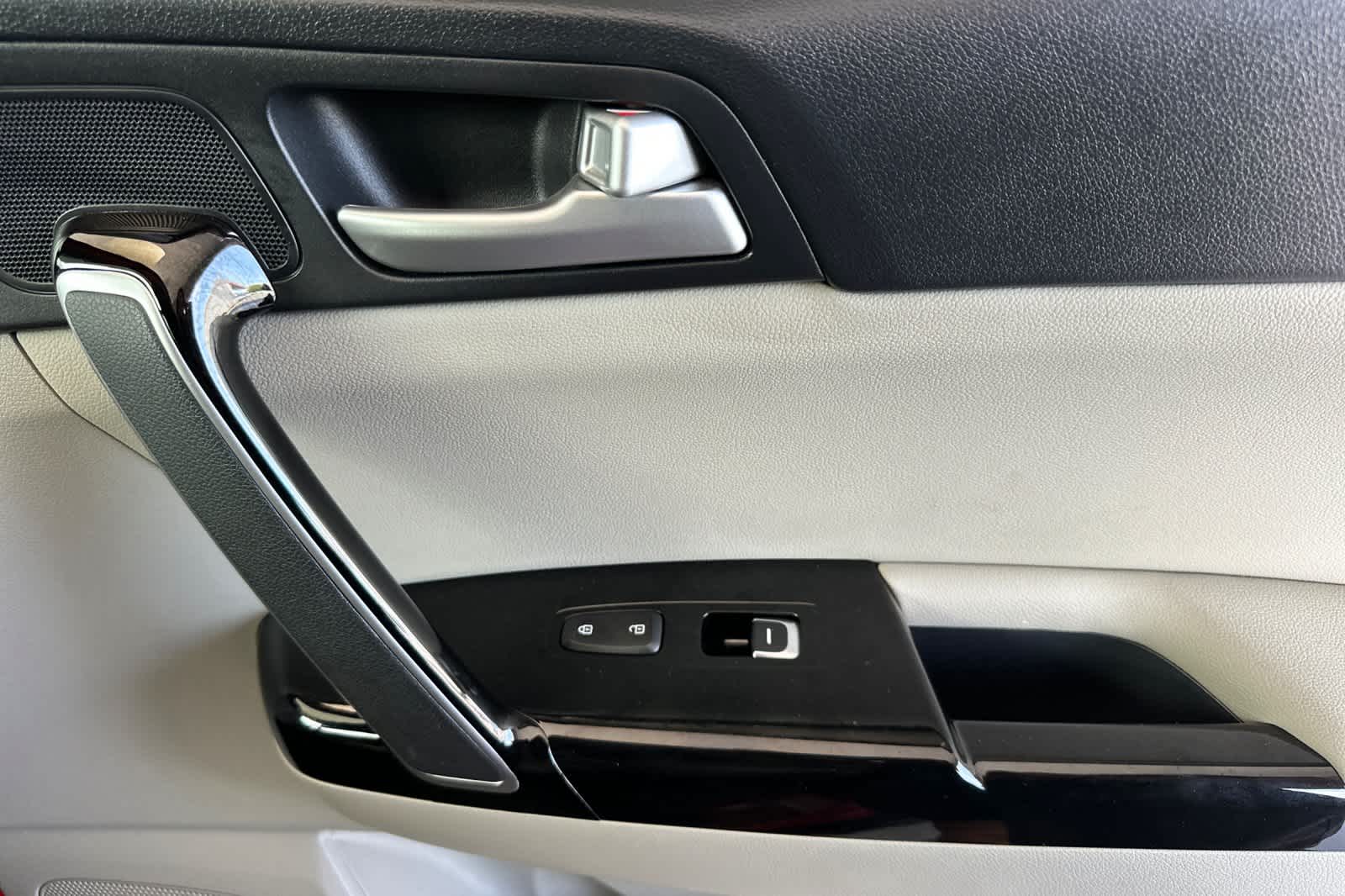 Thumbnail: 2020 Kia Sportage - 19