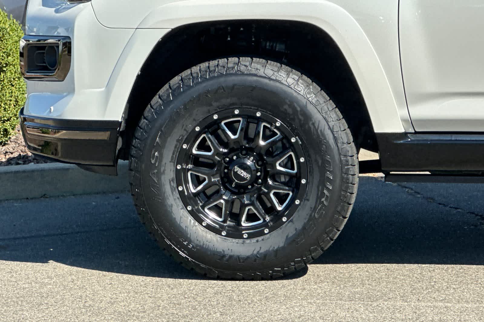 Thumbnail: 2021 Toyota 4Runner - 33