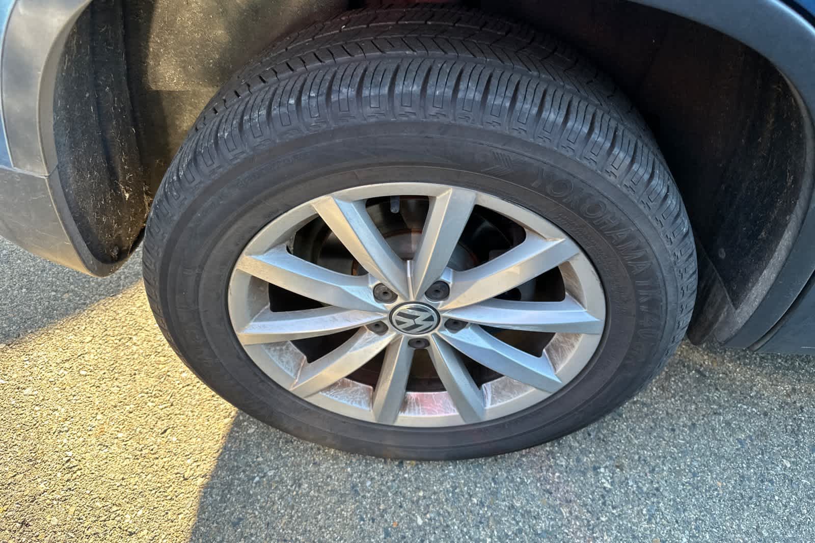 Thumbnail: 2017 Volkswagen Tiguan - 14