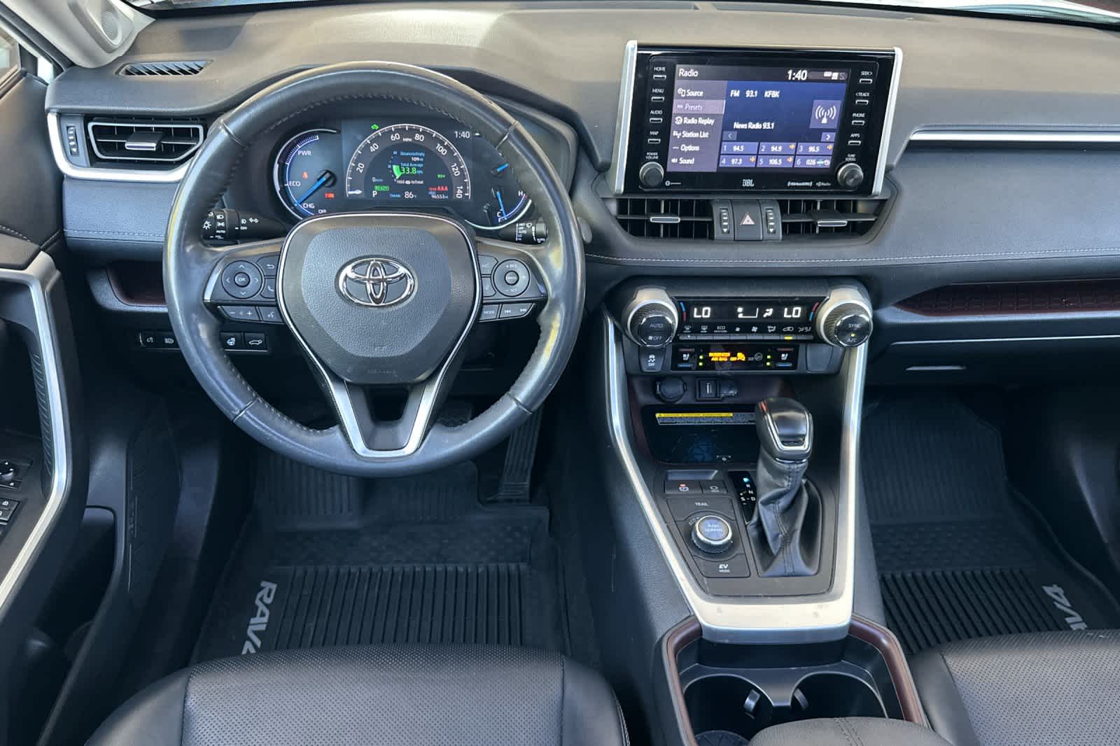 Thumbnail: 2020 Toyota RAV4 - 14