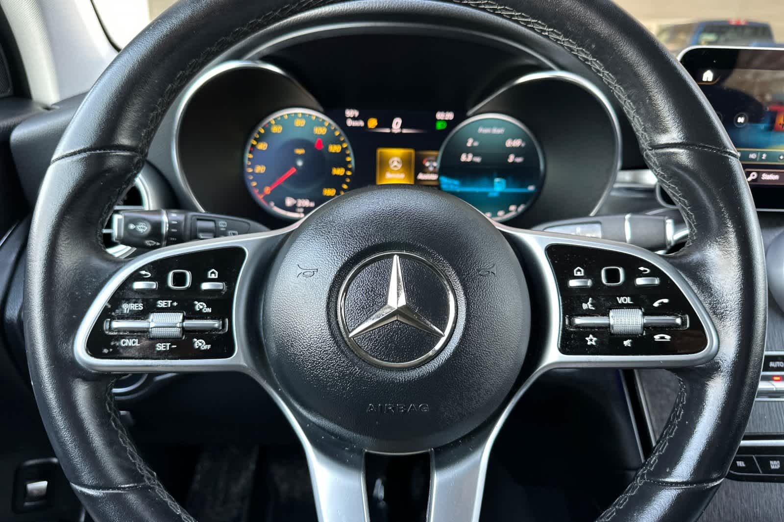 Thumbnail: 2022 Mercedes-Benz GLC - 25