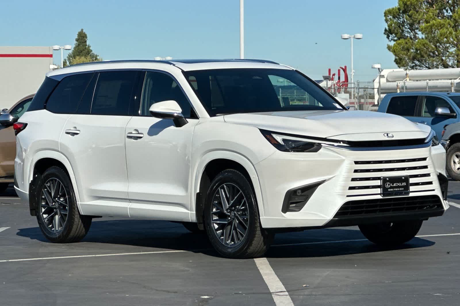 Thumbnail: 2026 Lexus TX - 5