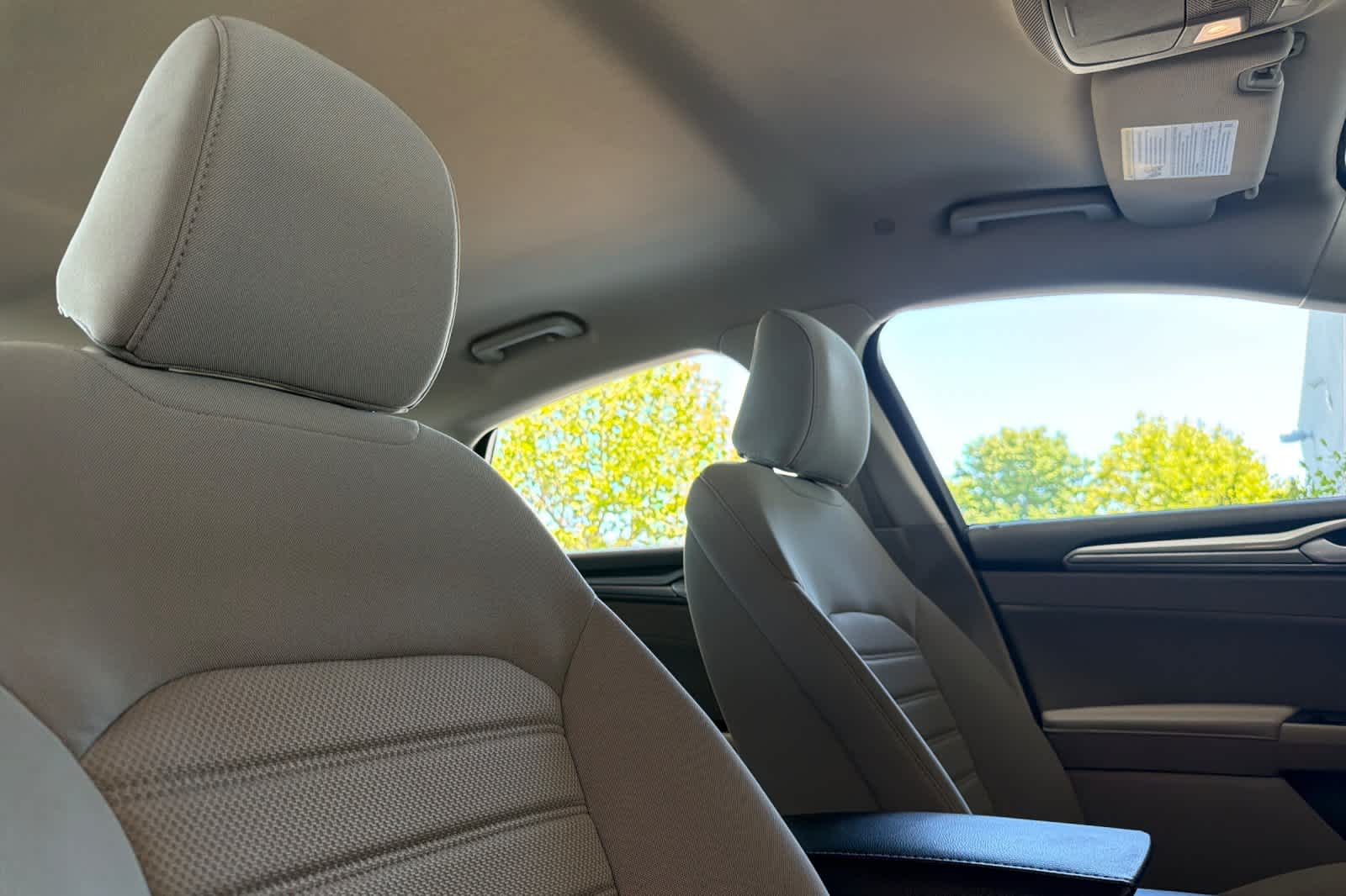 Thumbnail: 2020 Ford Fusion - 16