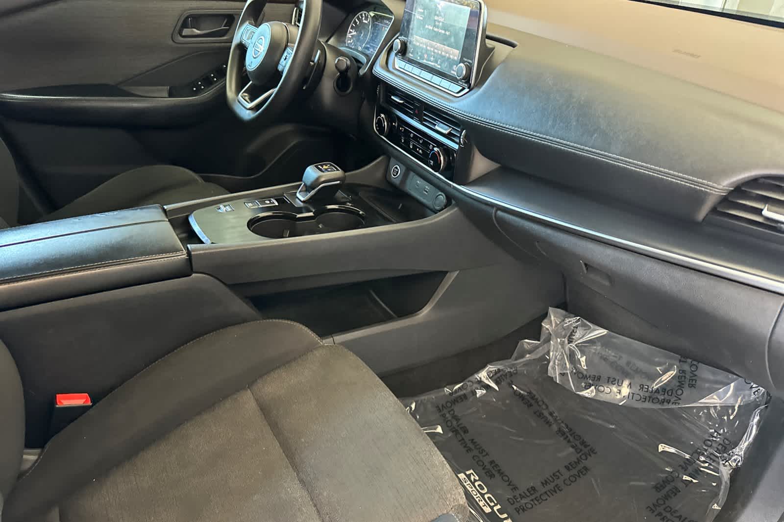 Thumbnail: 2021 Nissan Rogue - 17