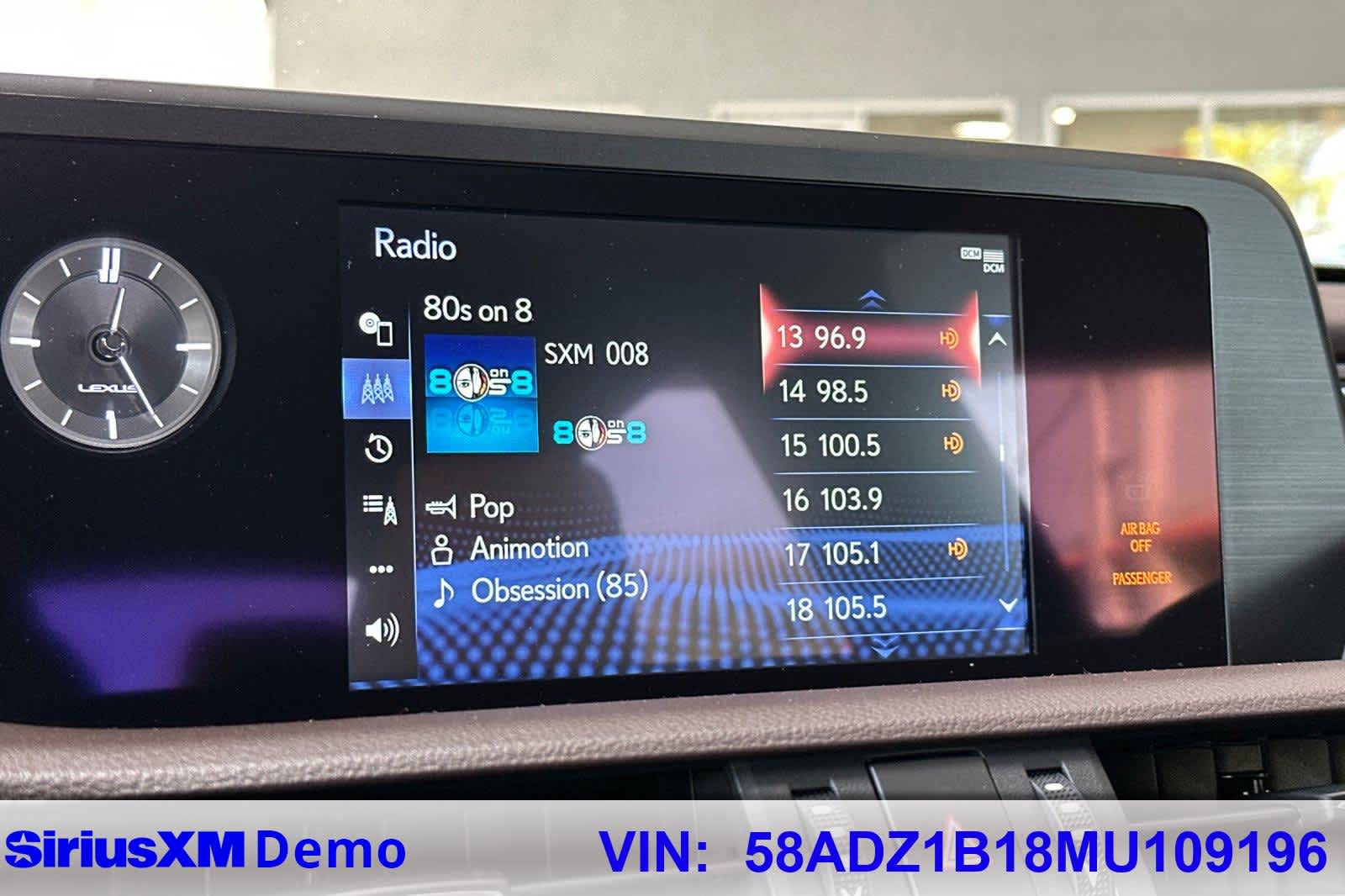 Thumbnail: 2021 Lexus ES - 32