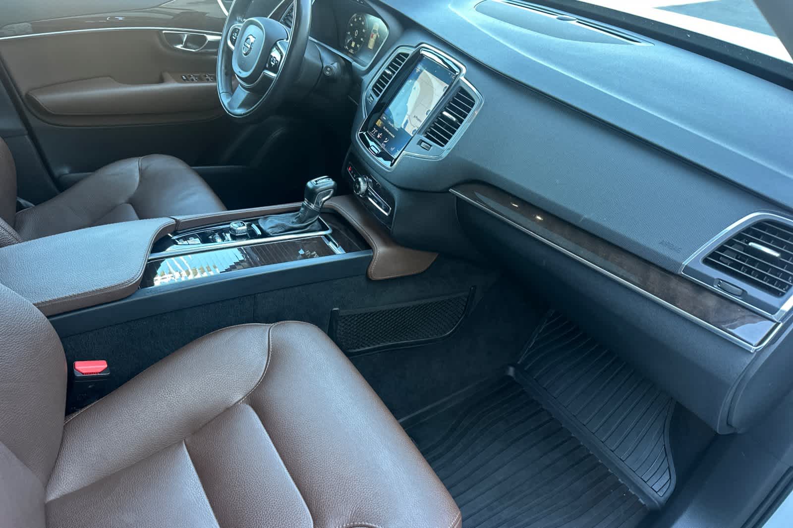 Thumbnail: 2019 Volvo XC90 - 18