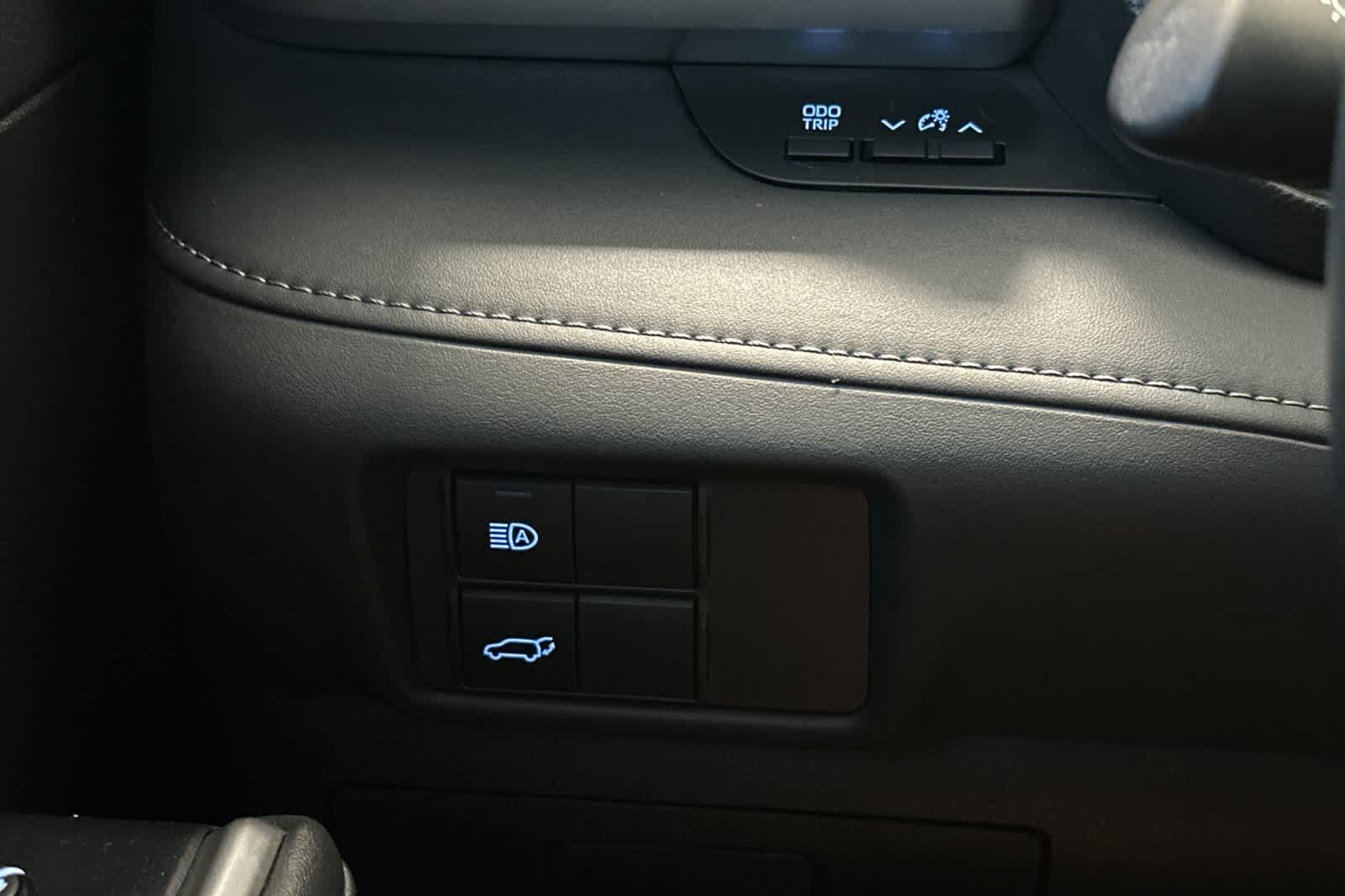 2022 Toyota Highlander LE 30