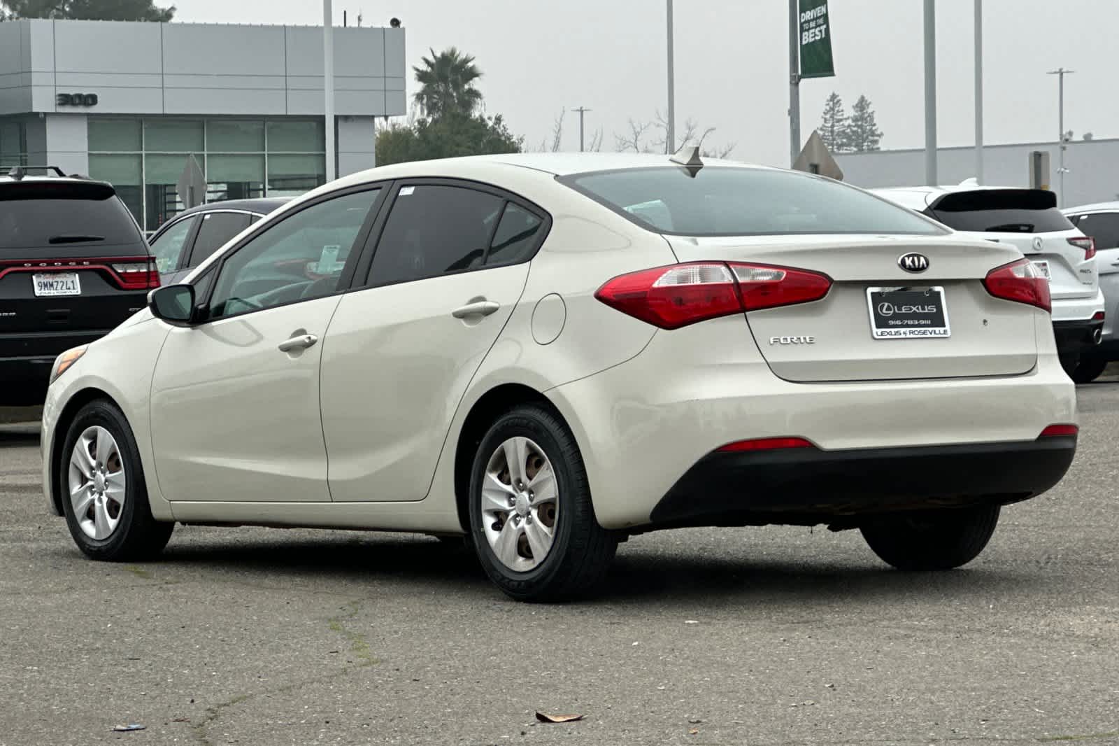 Thumbnail: 2015 Kia Forte - 7