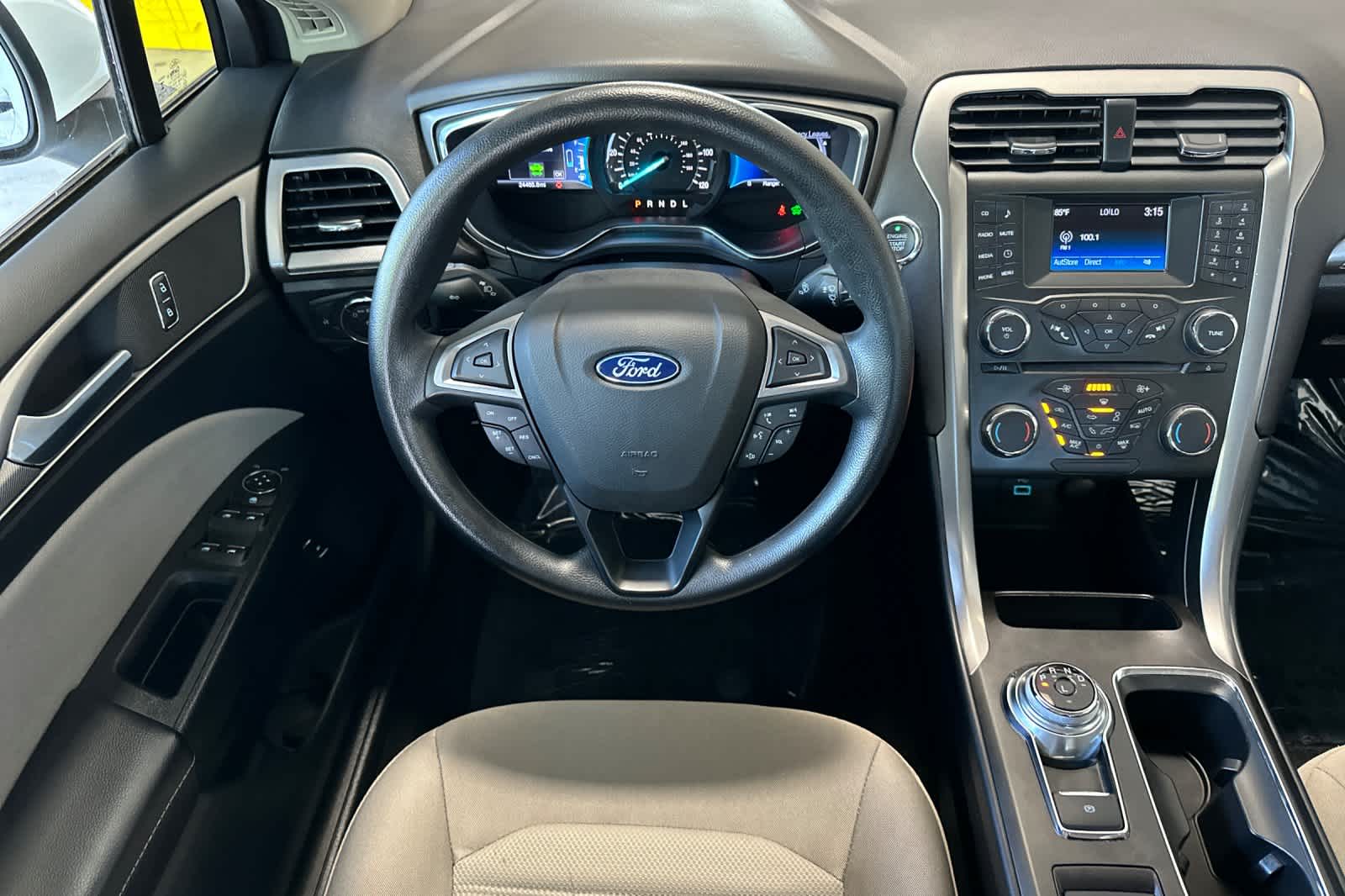 2018 Ford Fusion S 14