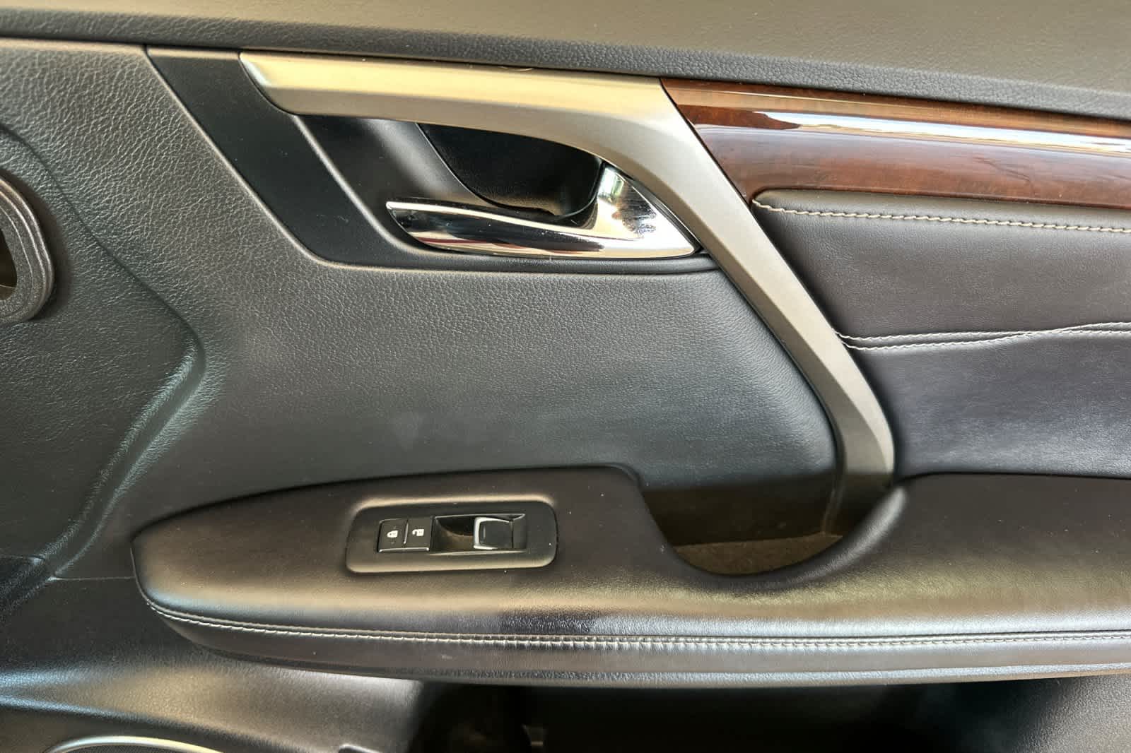 Thumbnail: 2016 Lexus RX - 19