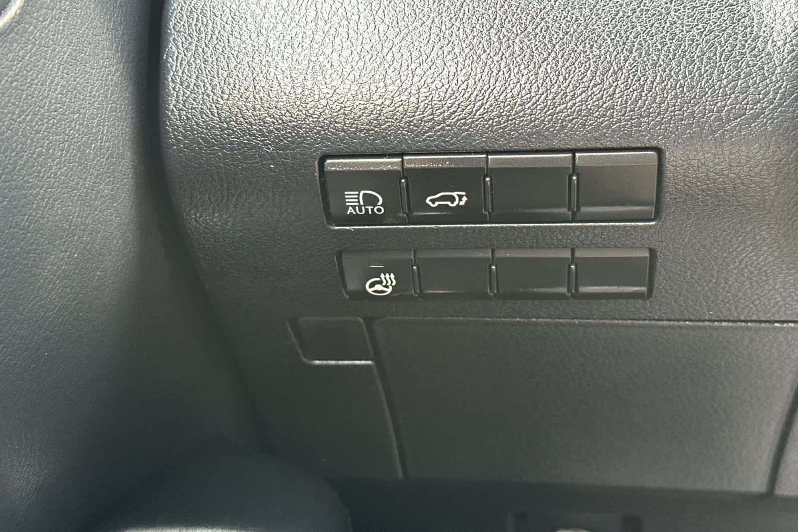 Thumbnail: 2019 Lexus RX - 32