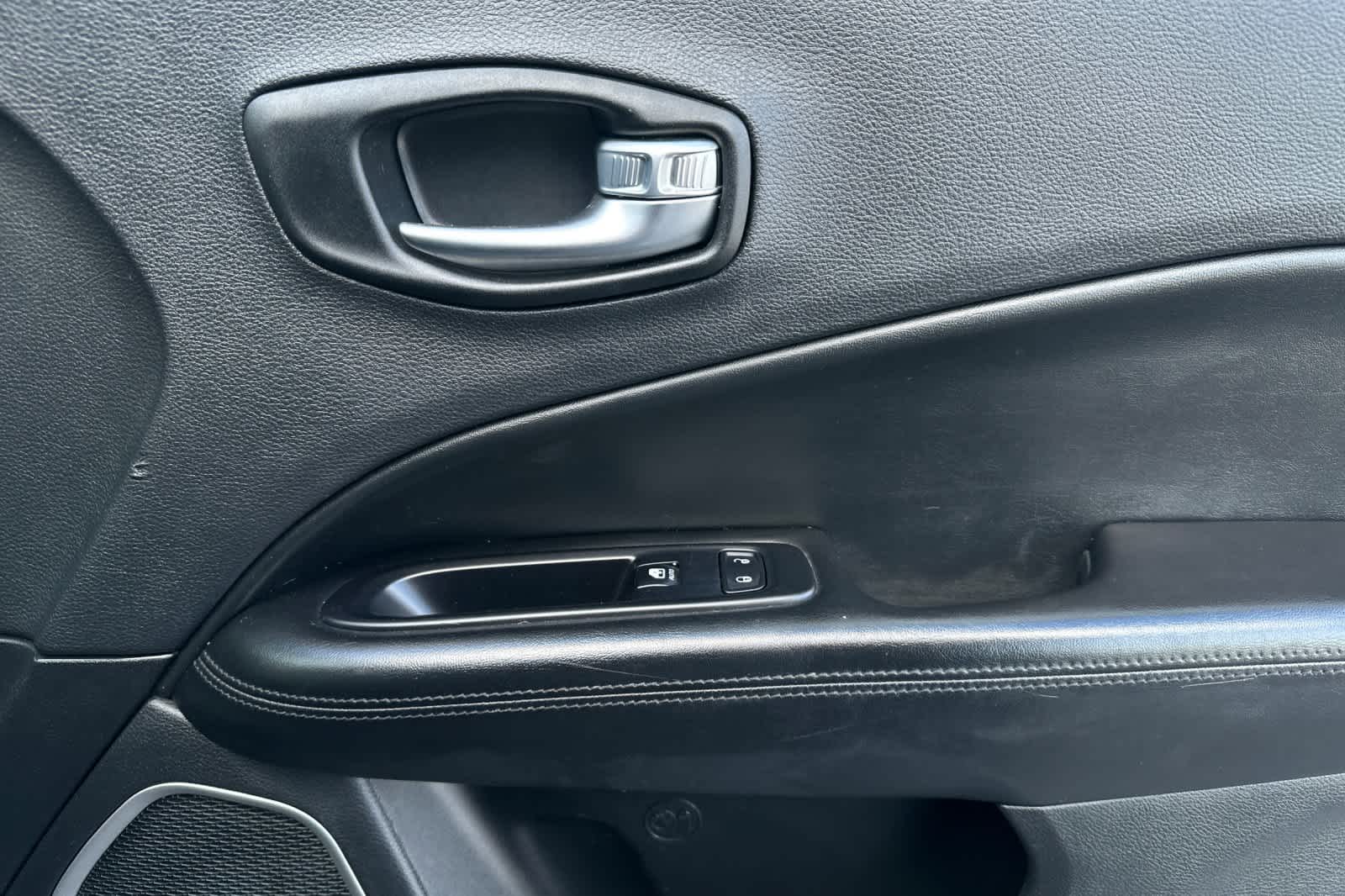 Thumbnail: 2021 Jeep Compass - 19