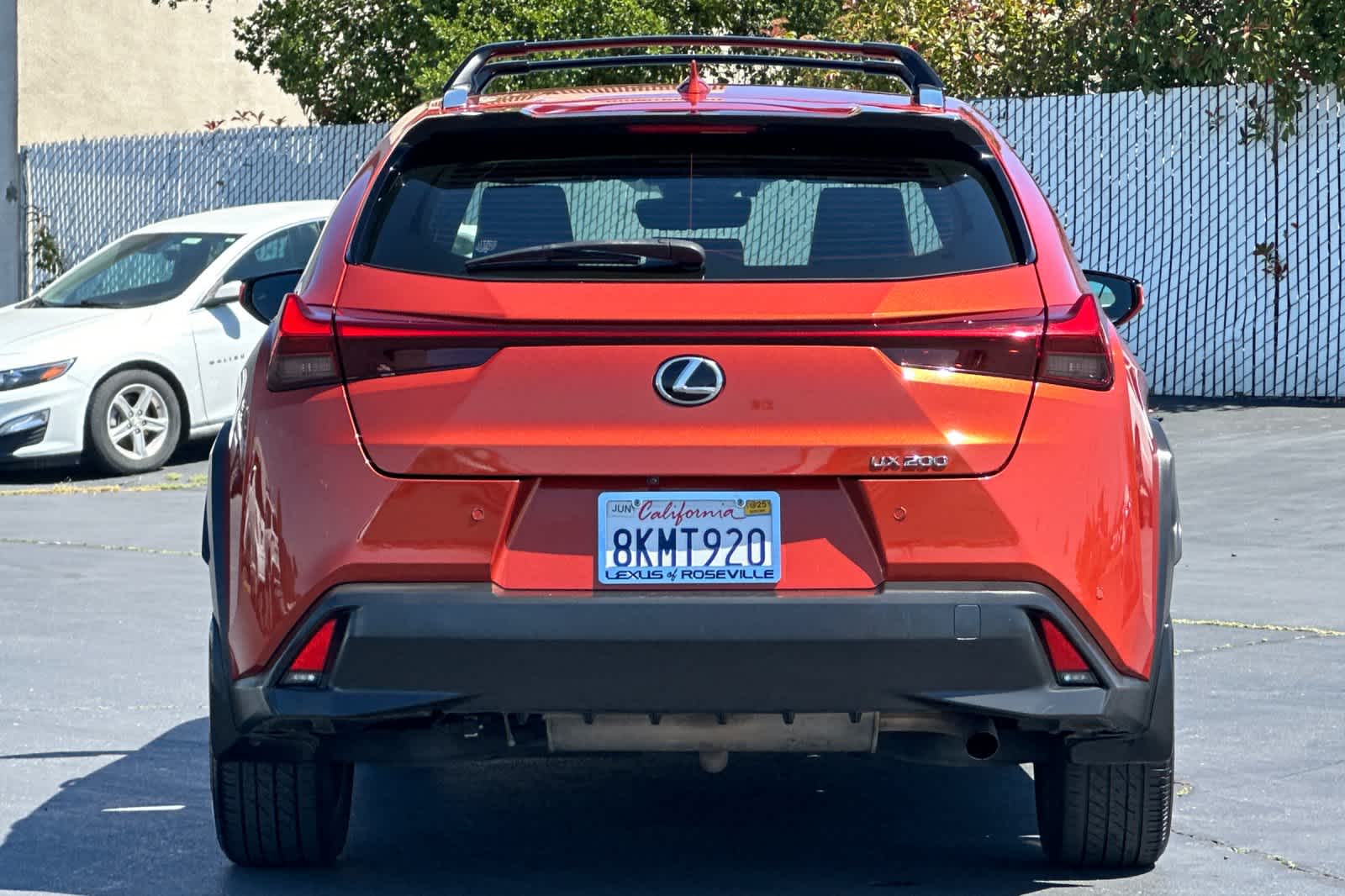 Thumbnail: 2019 Lexus UX - 8