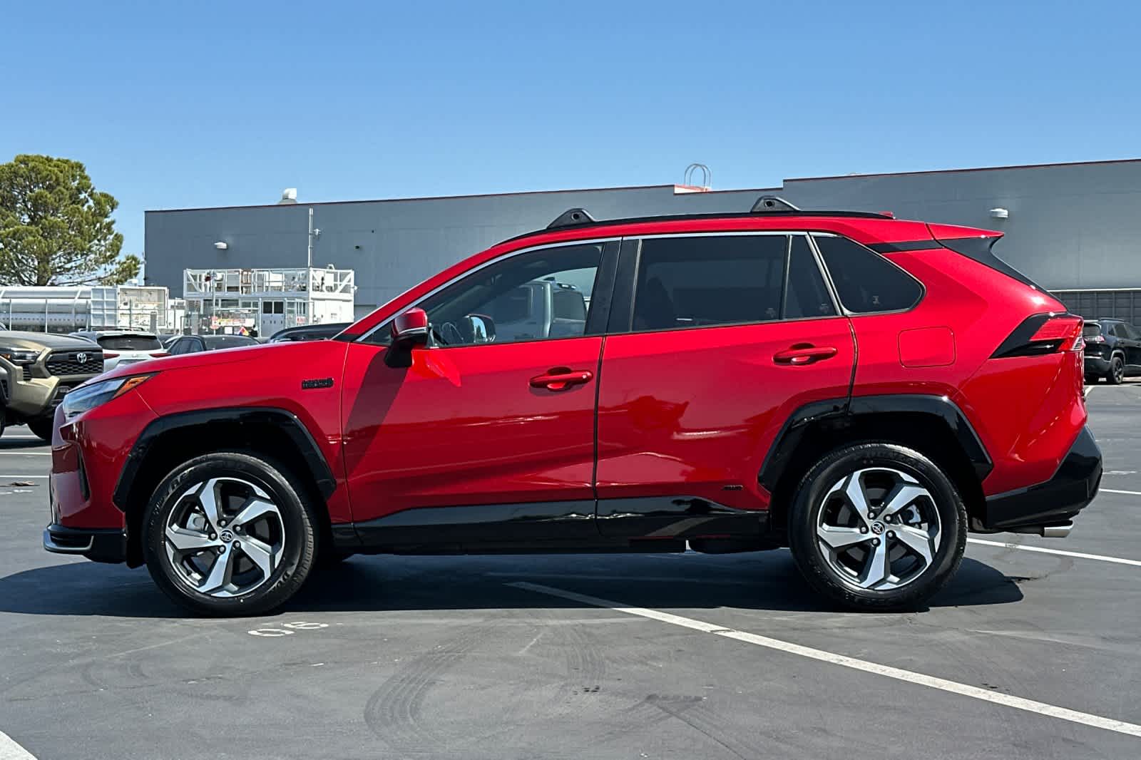 2023 Toyota RAV4 Prime SE 9