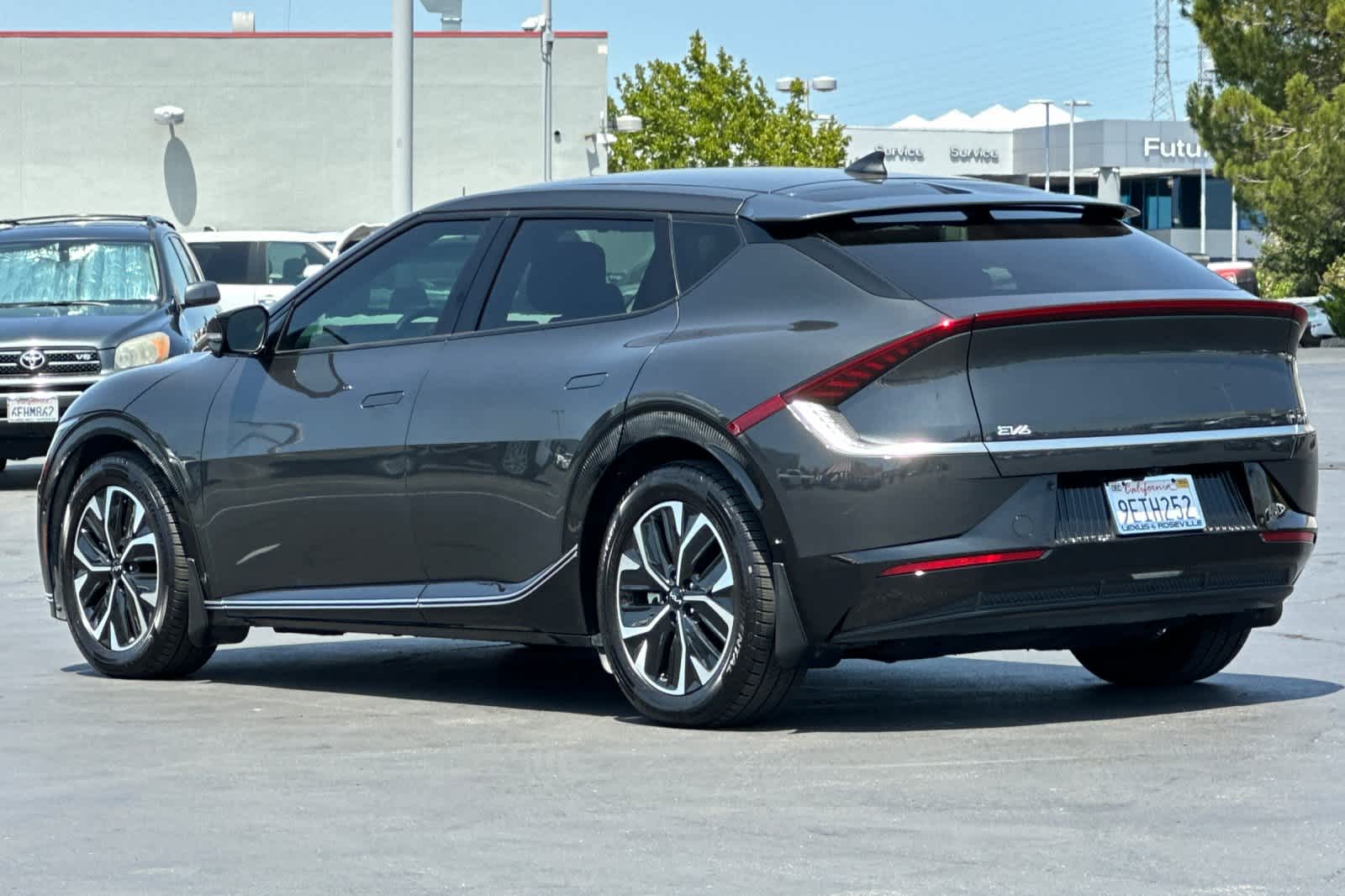 Thumbnail: 2023 Kia EV6 - 7