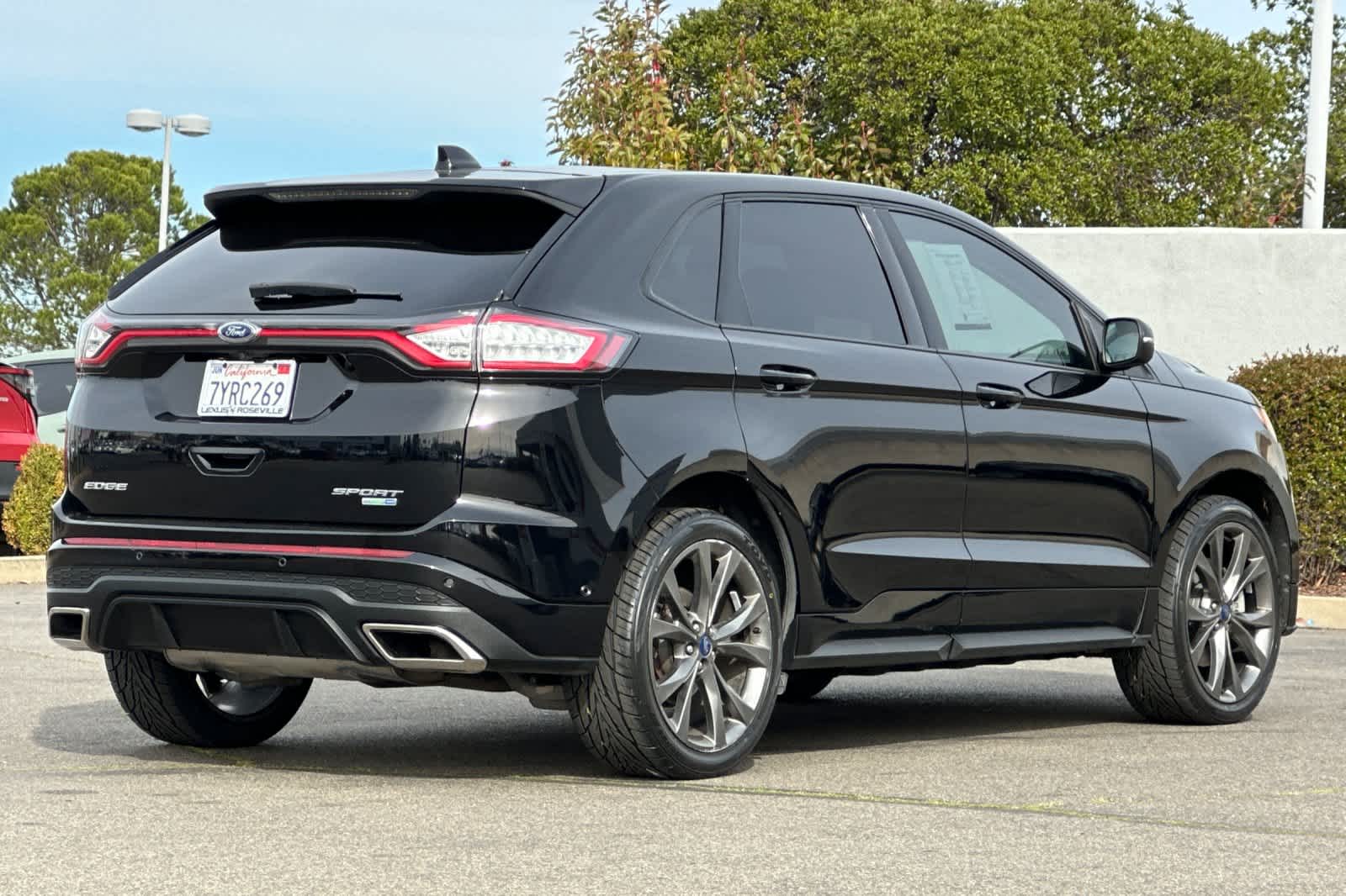 Thumbnail: 2017 Ford Edge - 2