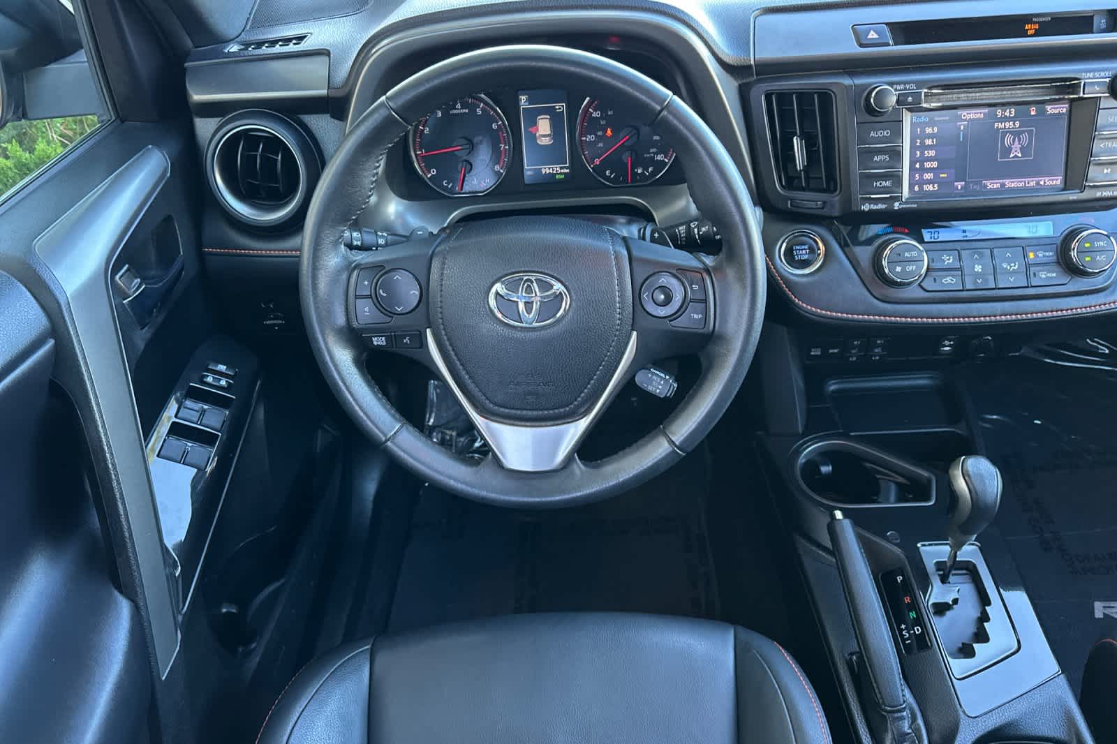 Thumbnail: 2016 Toyota RAV4 - 14