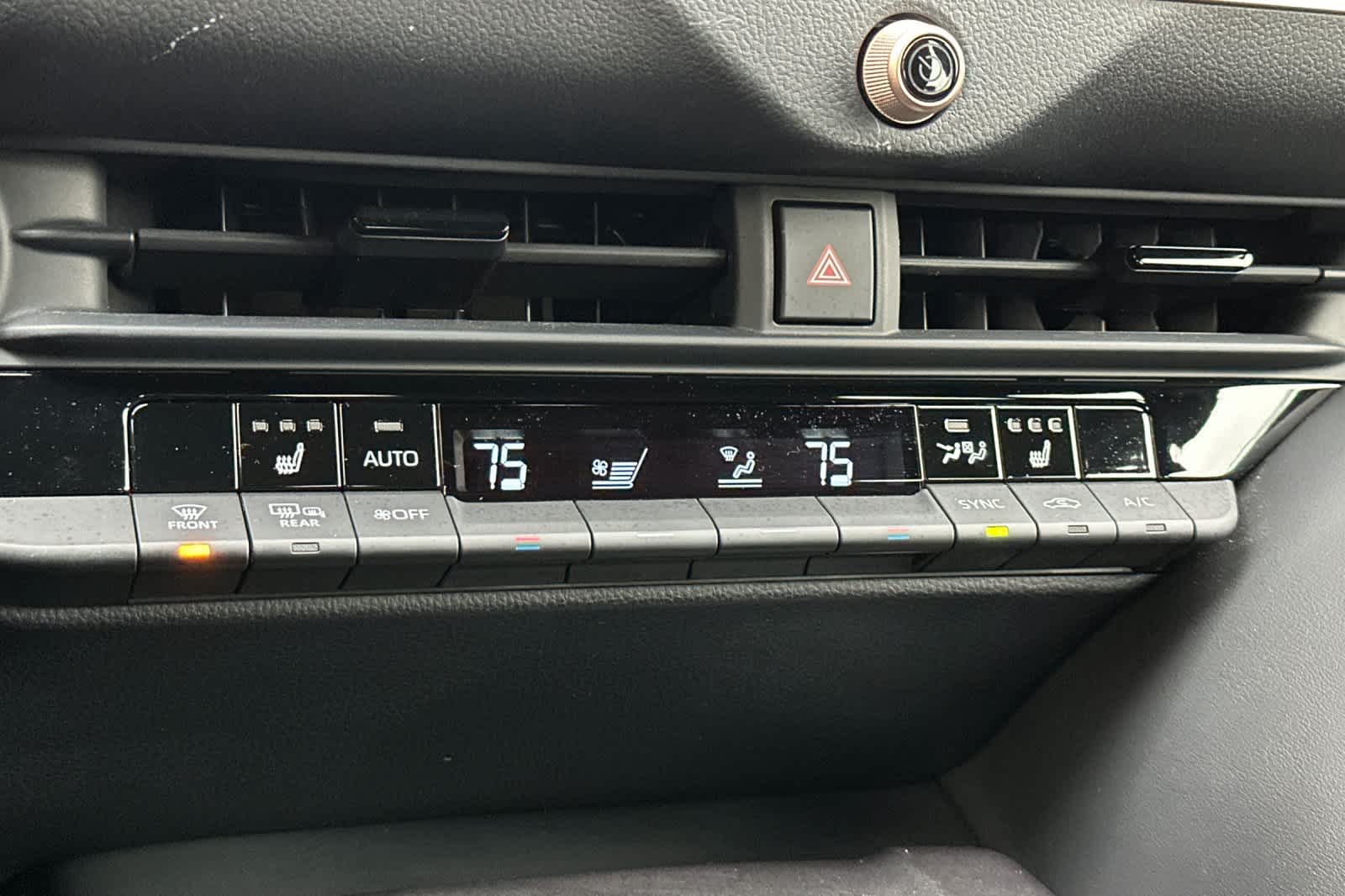 Thumbnail: 2023 Toyota Crown - 21