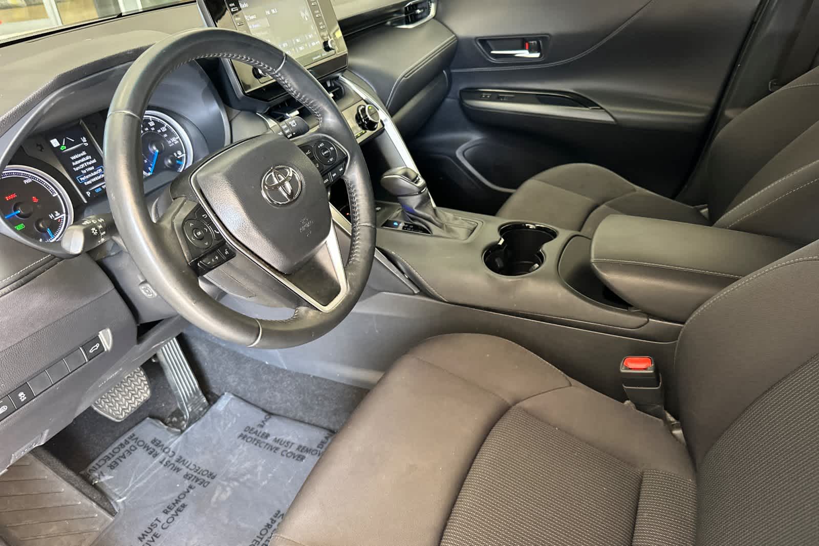 Thumbnail: 2021 Toyota Venza - 11
