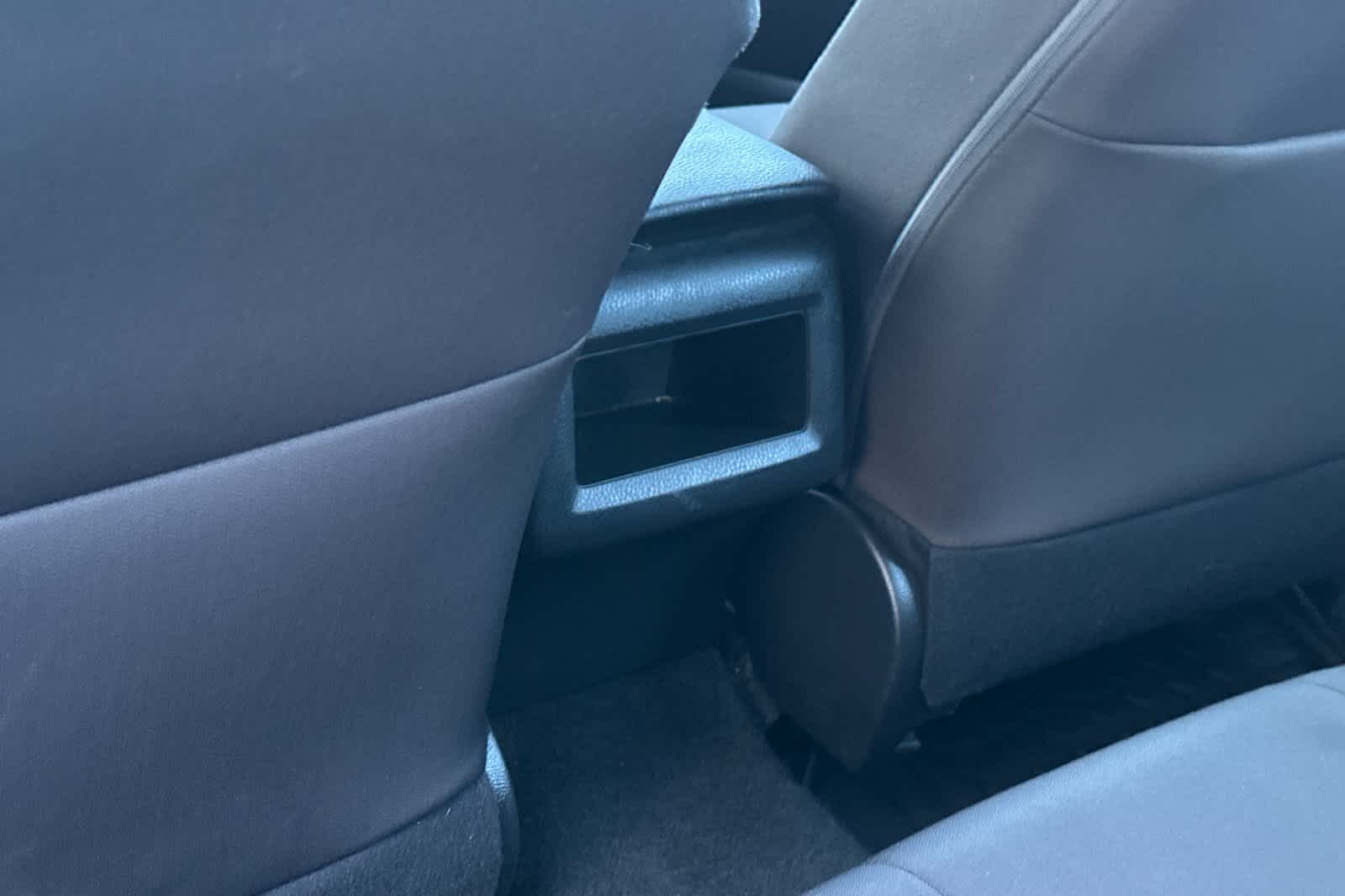 Thumbnail: 2020 Toyota Camry - 14