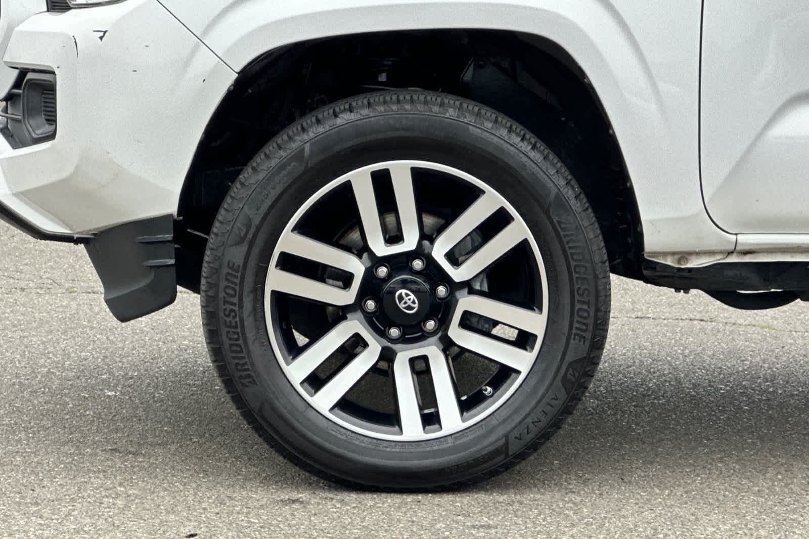 Thumbnail: 2016 Toyota Tacoma - 26