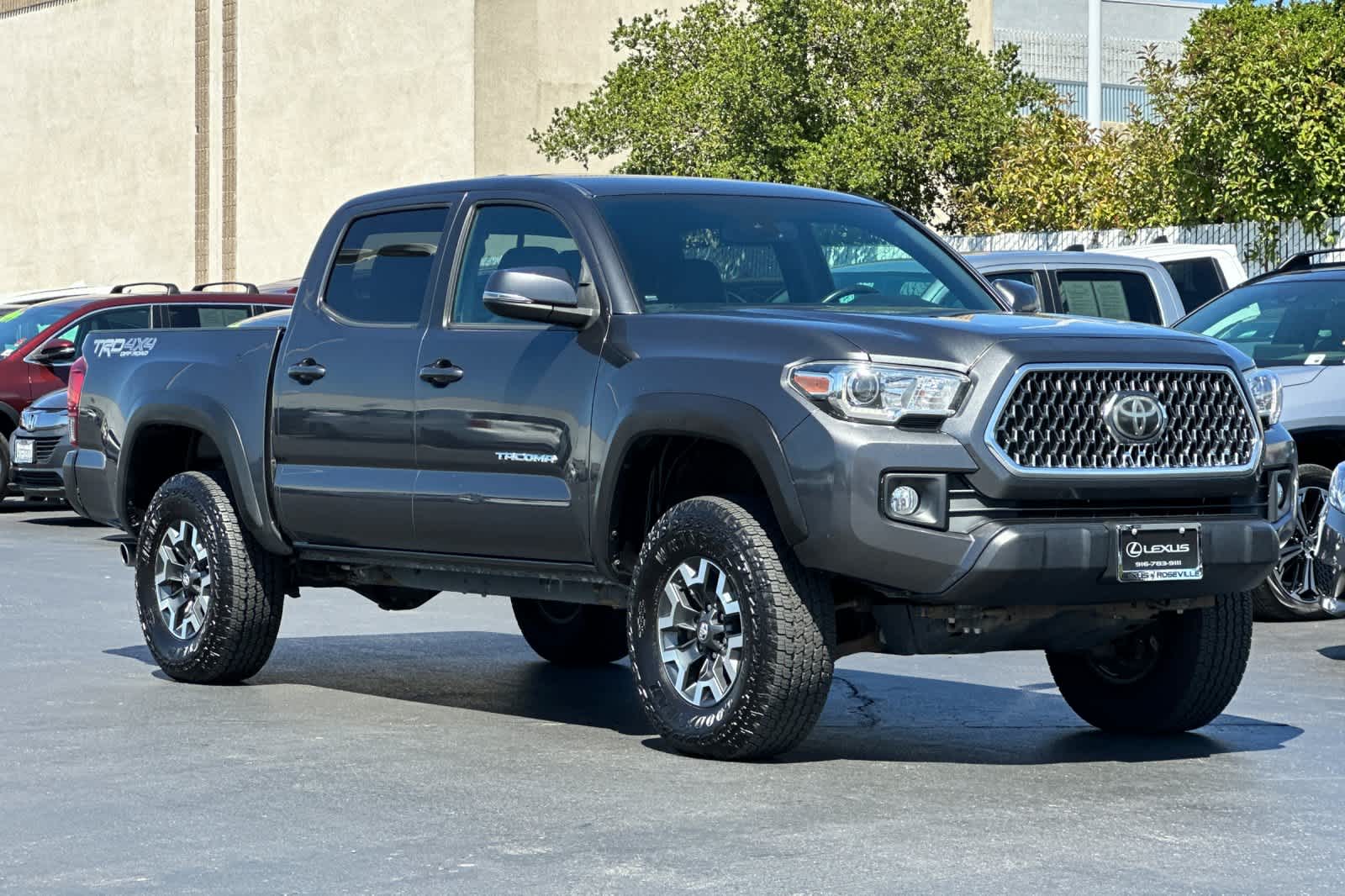 Thumbnail: 2019 Toyota Tacoma - 5