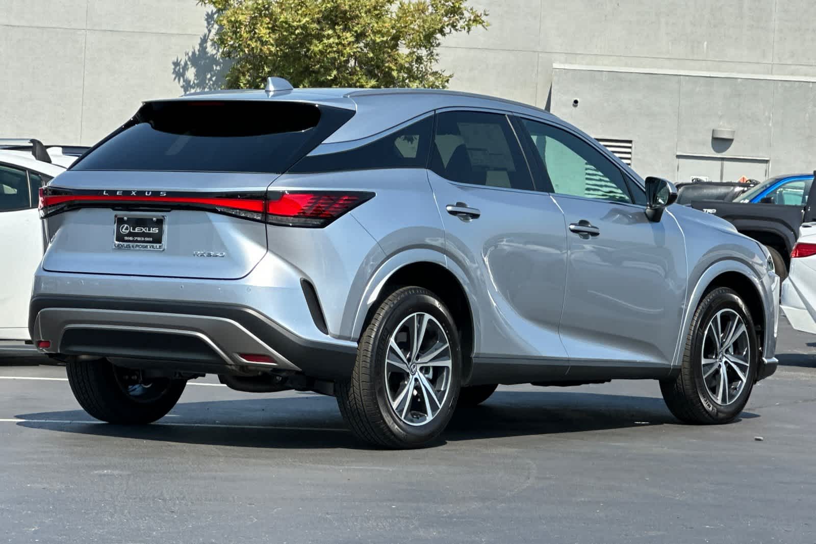 Thumbnail: 2025 Lexus RX - 2