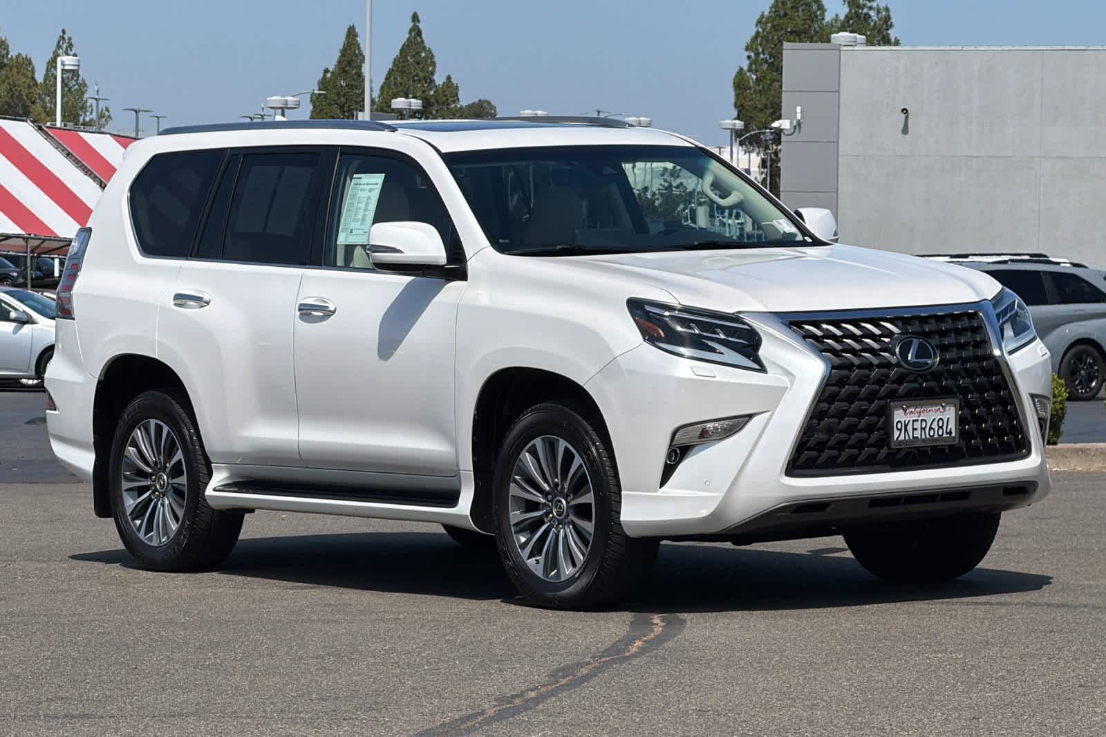 Thumbnail: 2023 Lexus GX - 4