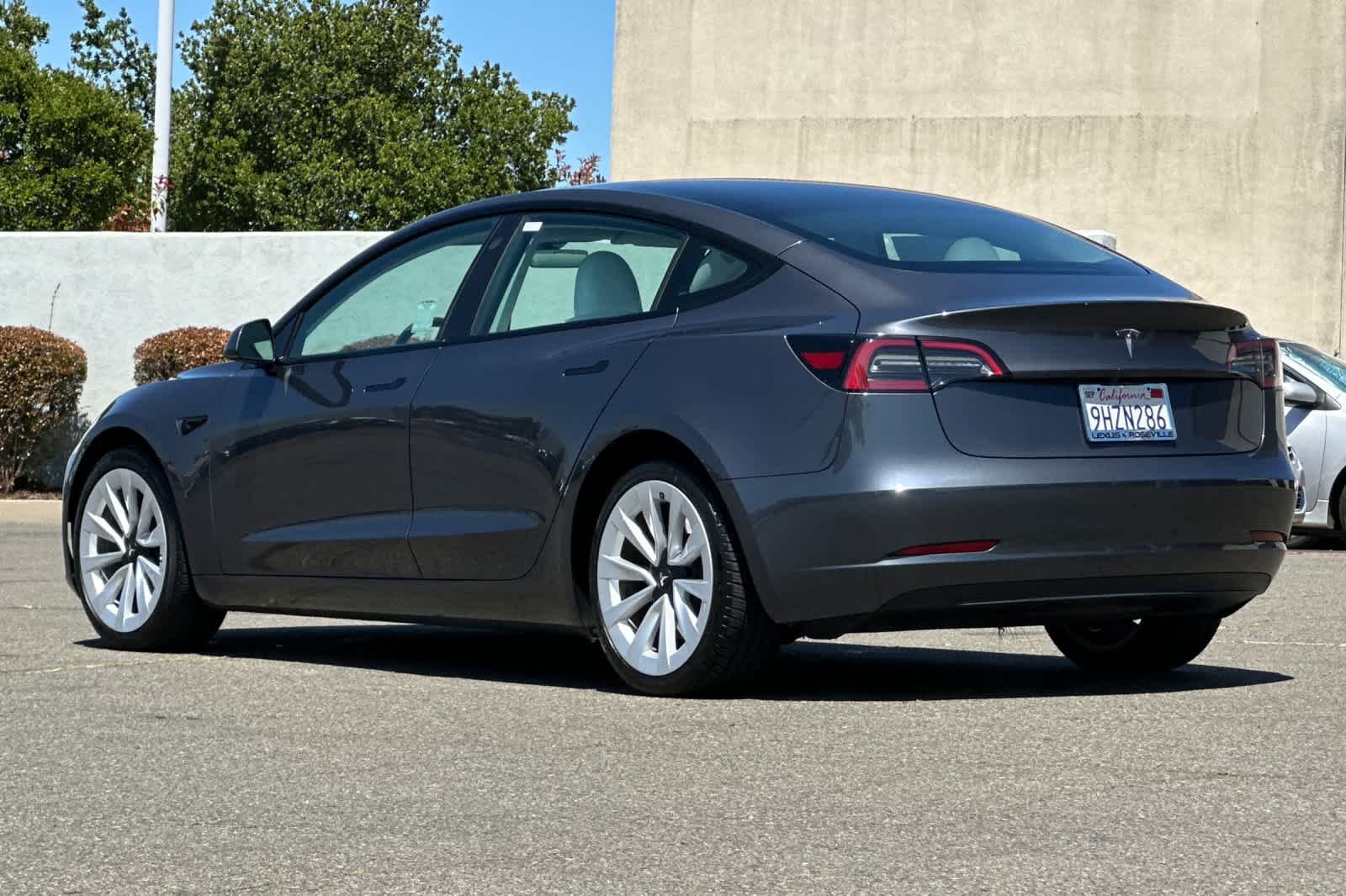 Thumbnail: 2023 Tesla Model 3 - 7