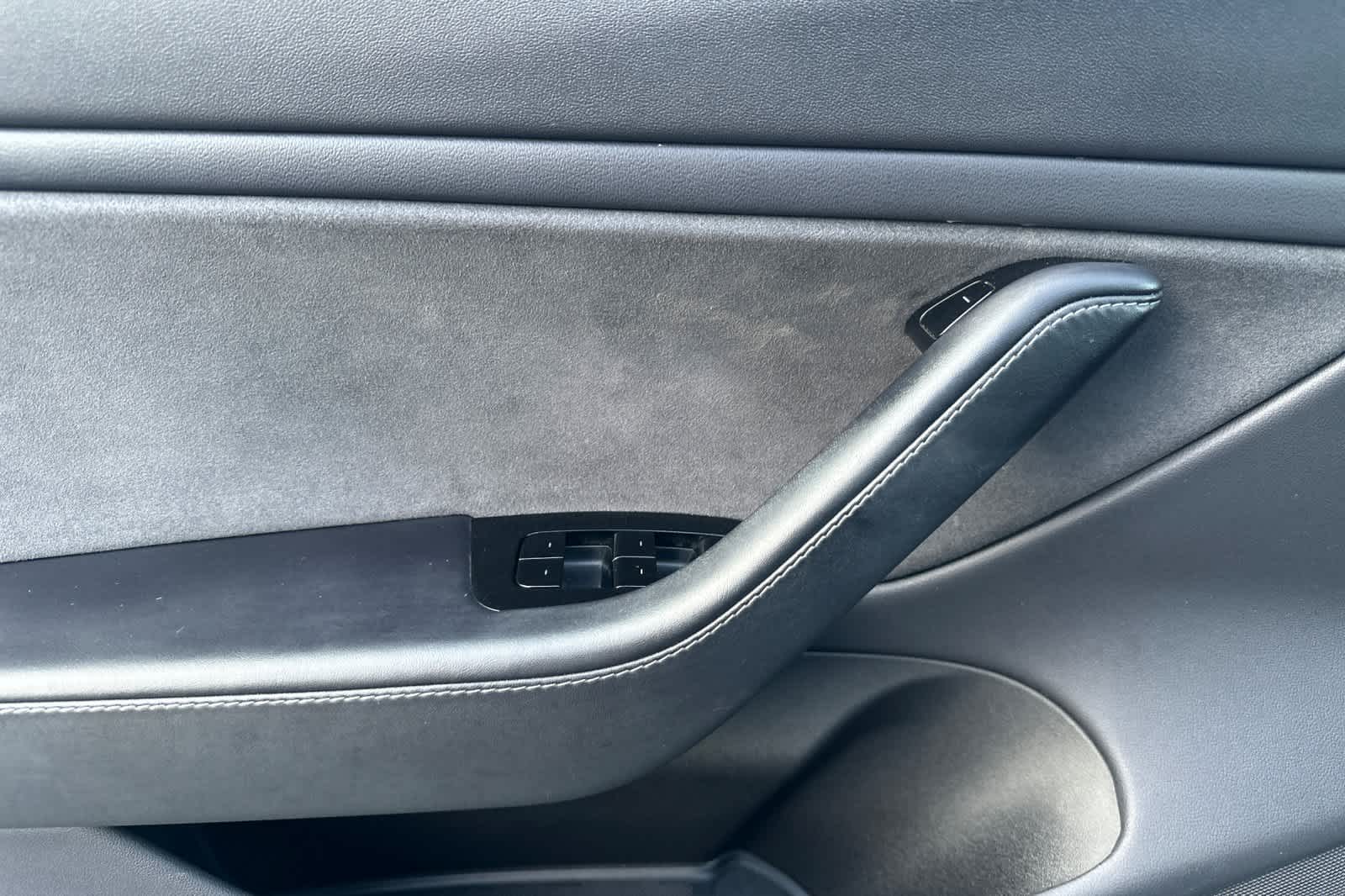 Thumbnail: 2019 Tesla Model 3 - 11